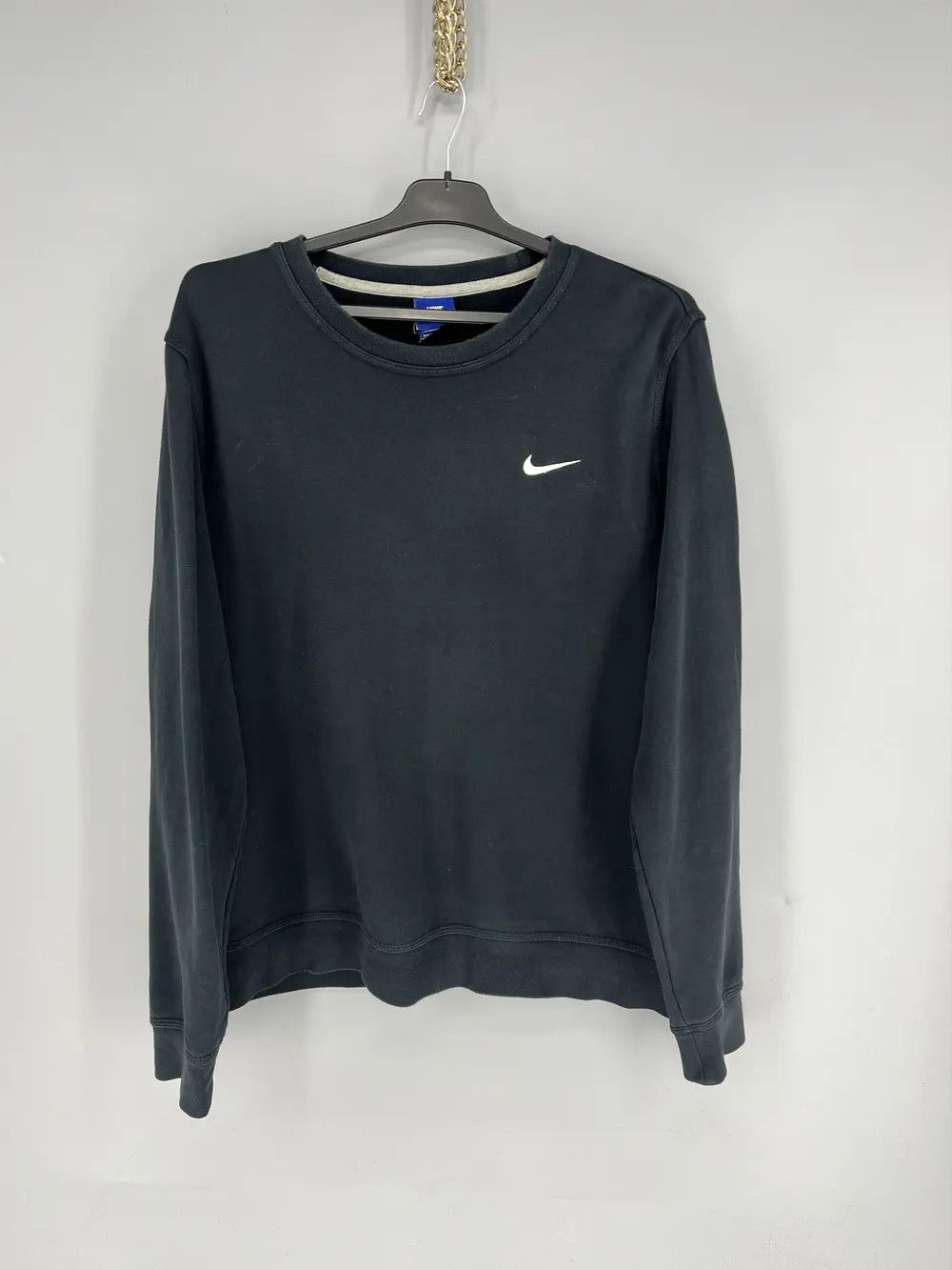 Nike Vintage Nike Black Embroidery Logos Sweatshirt Crazy Style Size US L / EU 52-54 / 3 - 1 Thumbnail
