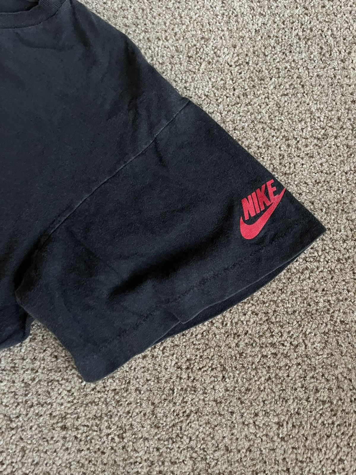 Nike Vintage Nike 1990s Micheal Jordan 23 Graphic Tee Size US S / EU 44-46 / 1 - 3 Thumbnail
