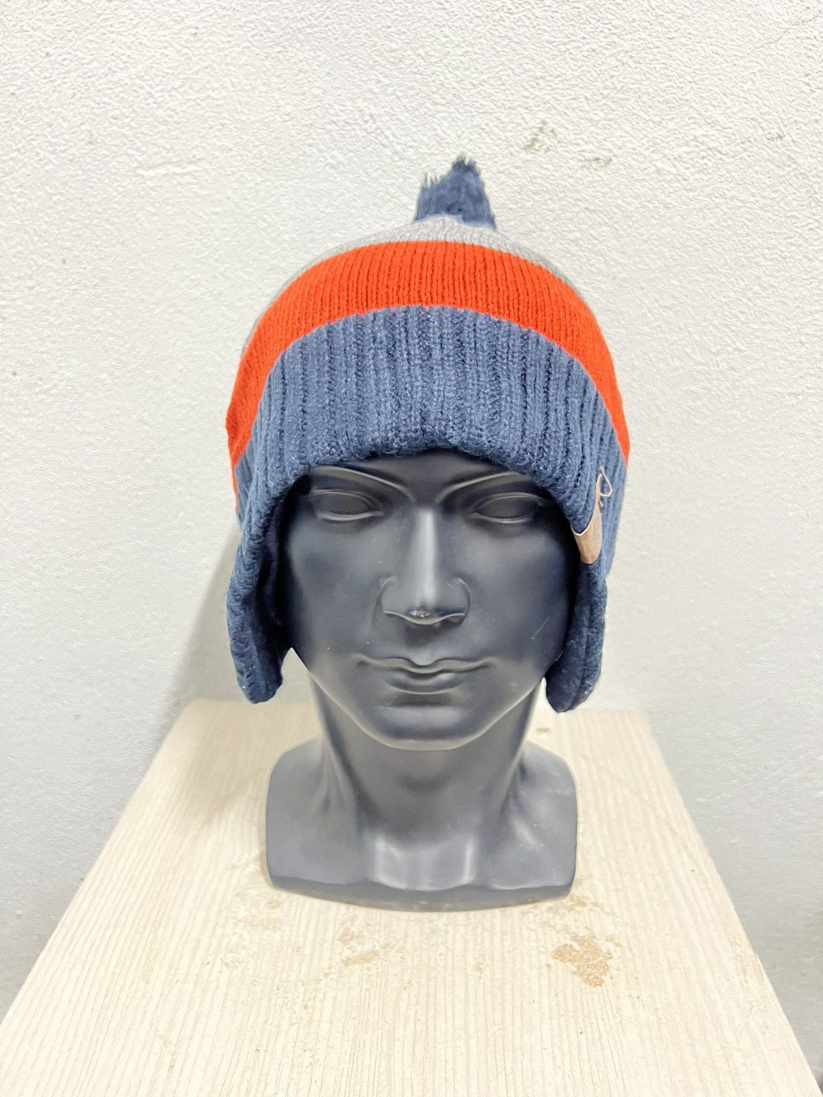 Vintage Vintage H&M earflap Beanie Hat Size ONE SIZE - 2 Thumbnail