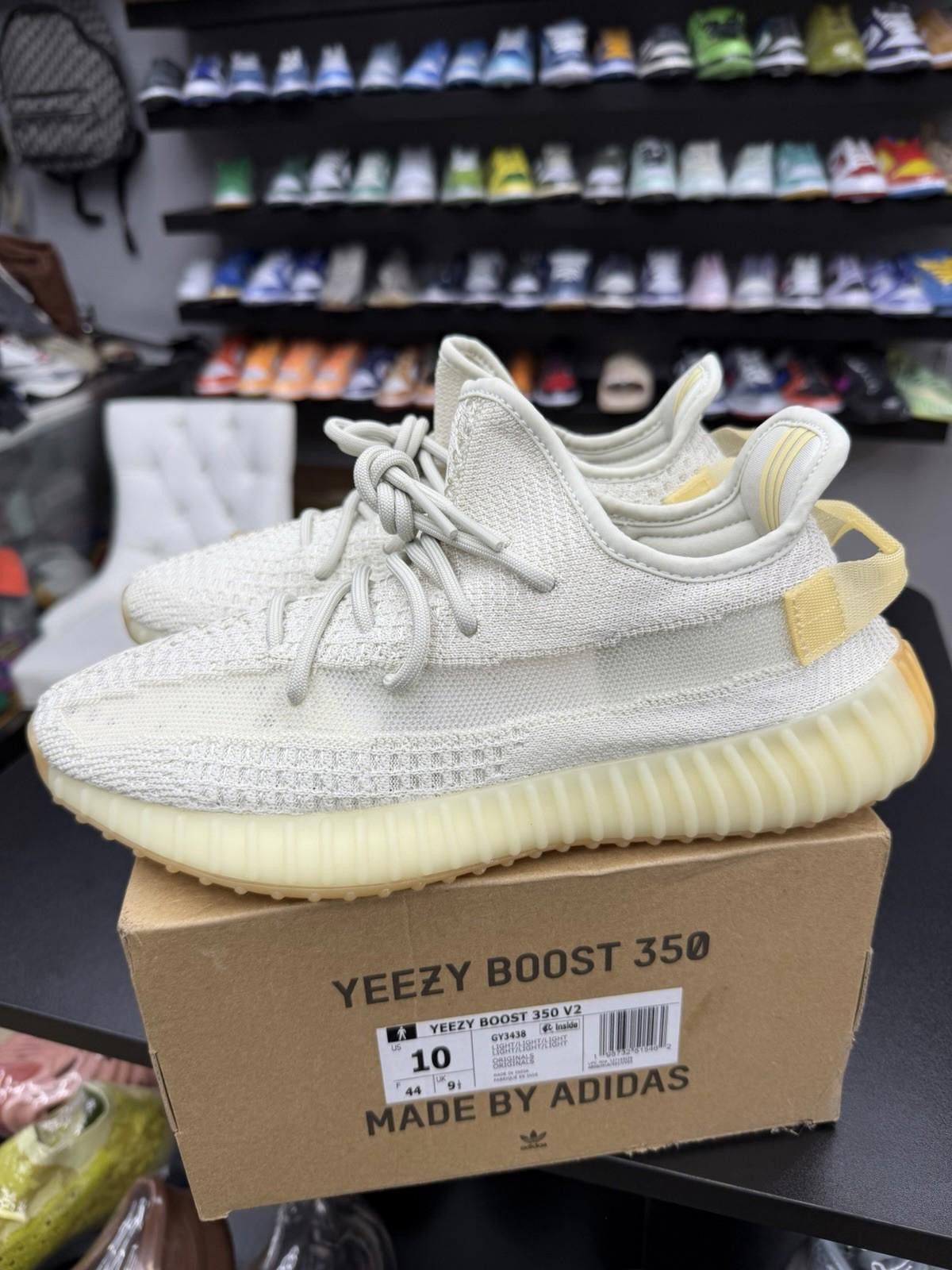 Adidas Adidas Yeezy Boost 350 V2 Sz 10 Light UV Authentic Brand New Size US 10 / EU 43 - 12 Thumbnail