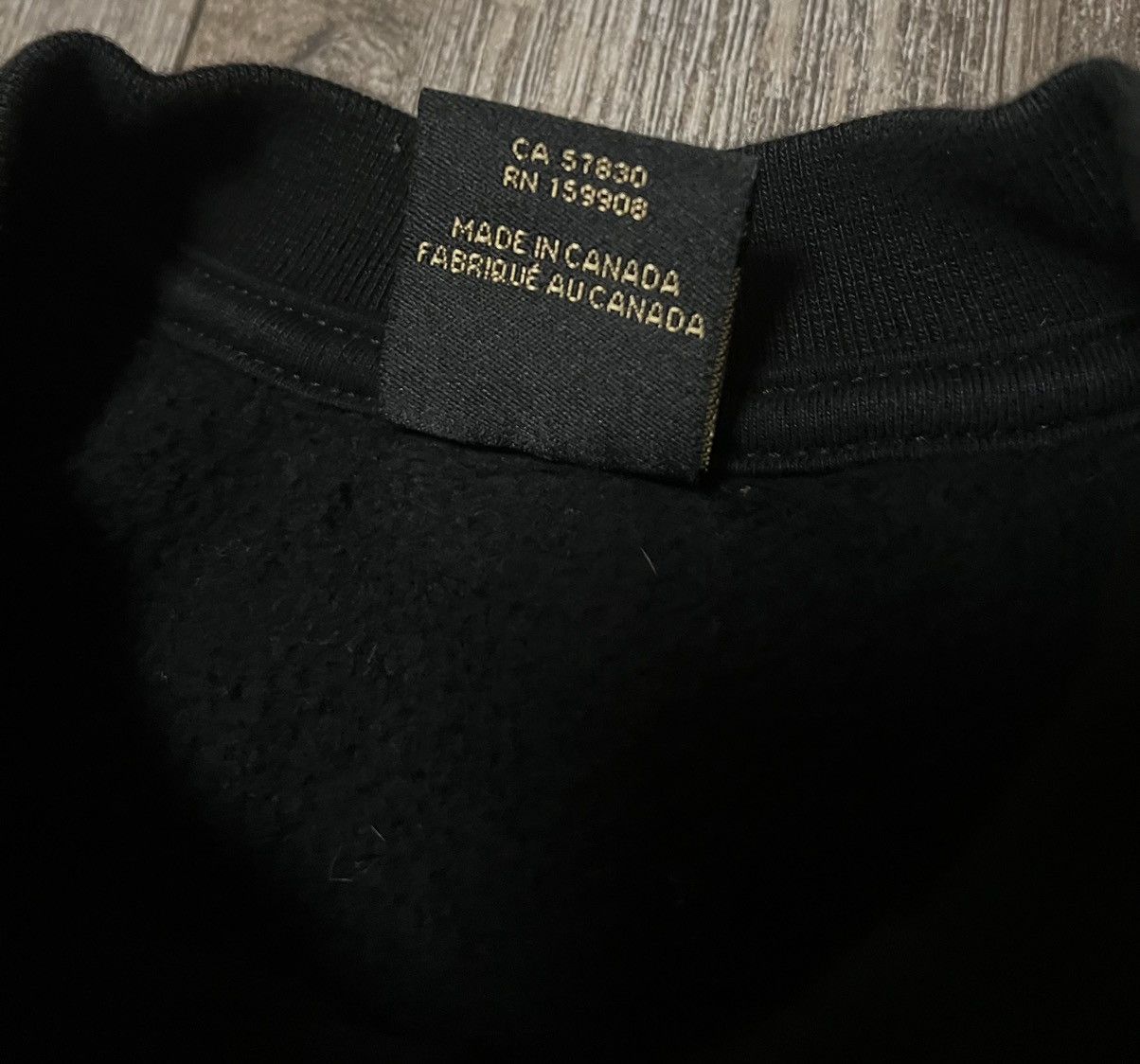 October's Very Own OVO Octobers Very Own x JURASSIC PARK CREWNECK Sweater sz M Size US M / EU 48-50 / 2 - 8 Thumbnail