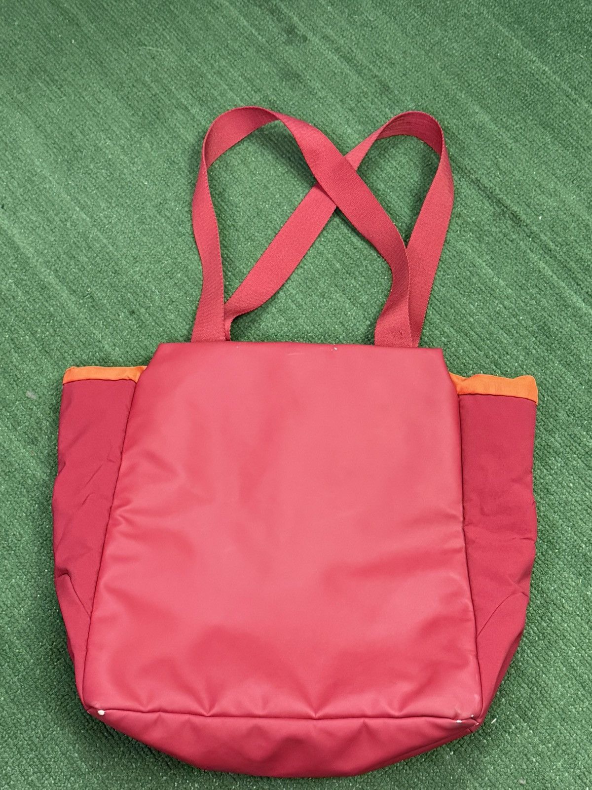 Nike Vintage Nike Swoosh Padded Tote Bag Size ONE SIZE - 4 Thumbnail