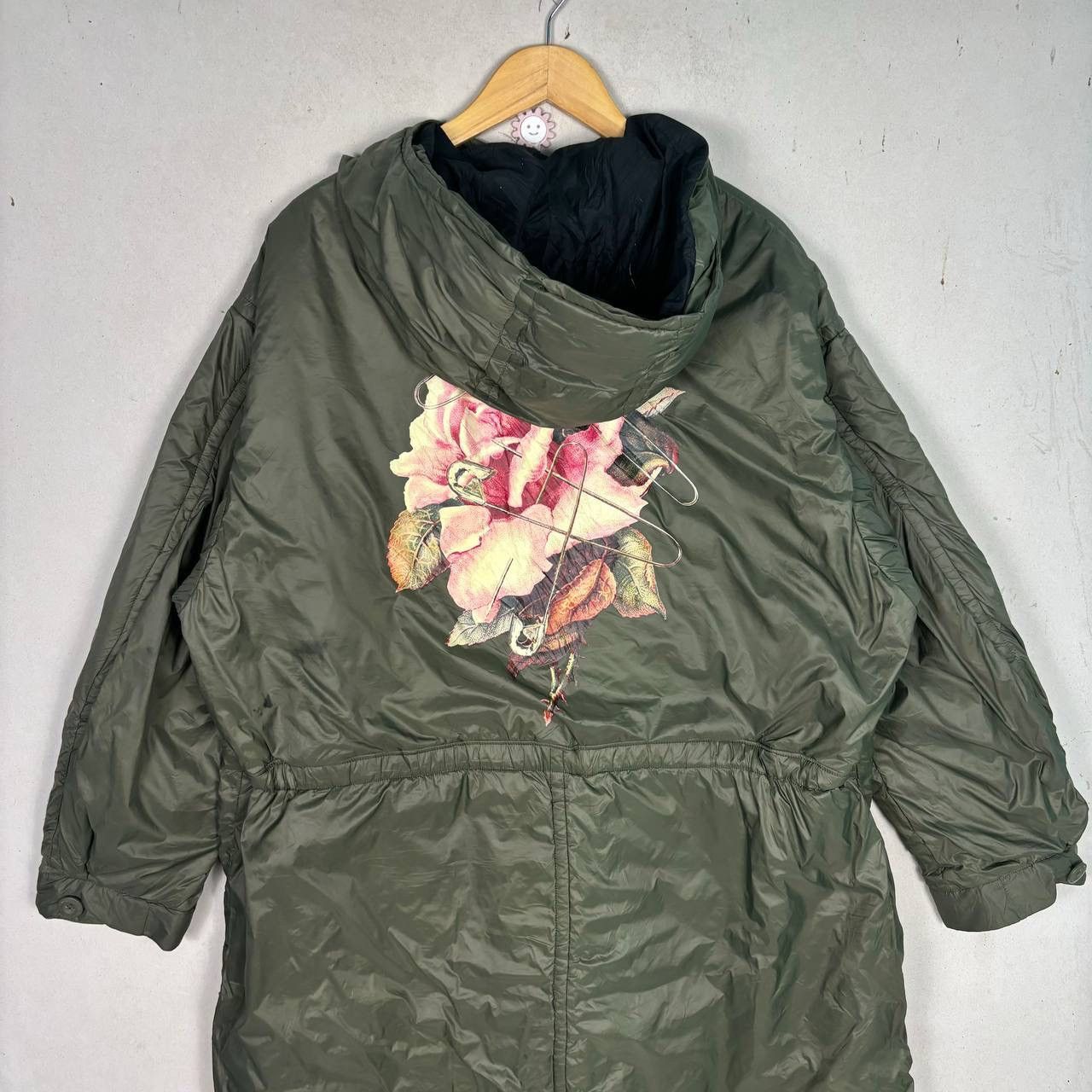 GU × Undercover AW21 GU x Undercover Padded Flower Parka Coat Olive Size US L / EU 52-54 / 3 - 4 Thumbnail