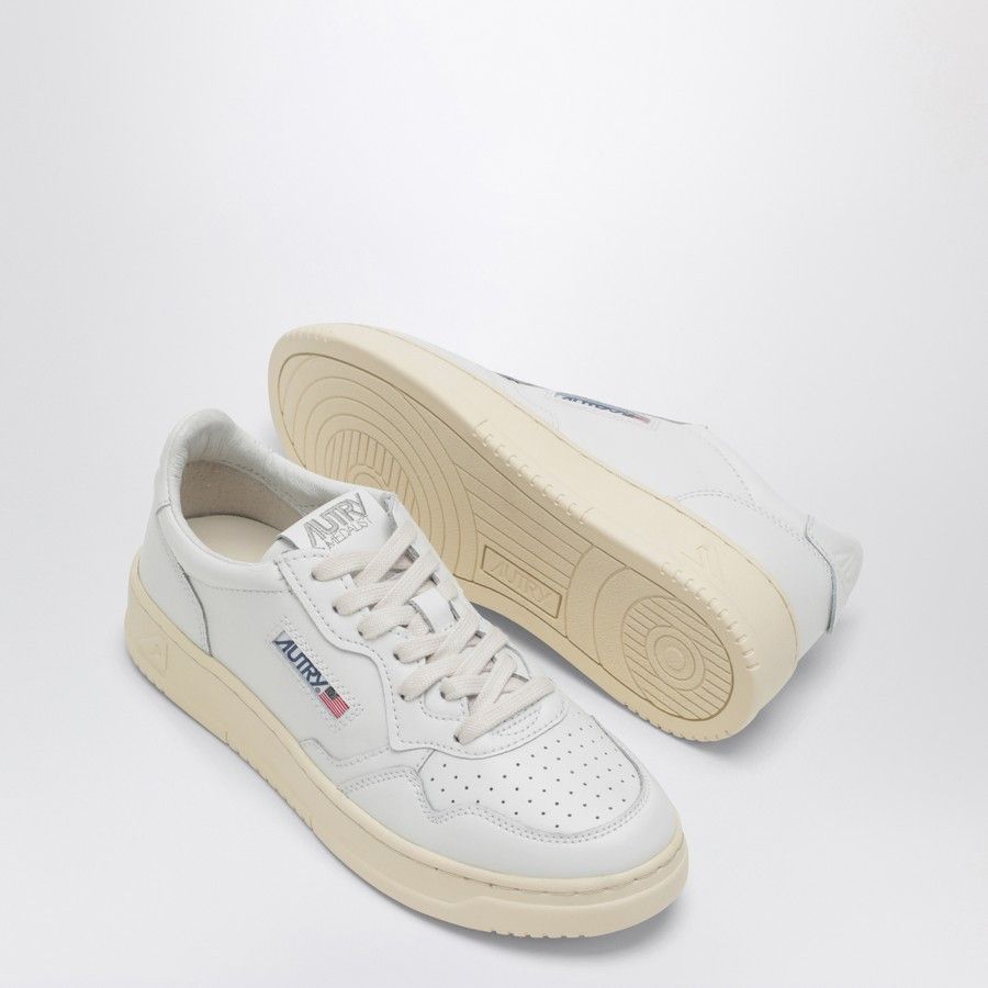 AUTRY o1d2blof0725 Leather Low-Top Sneakers in White Size US 9 / EU 42 - 5 Thumbnail