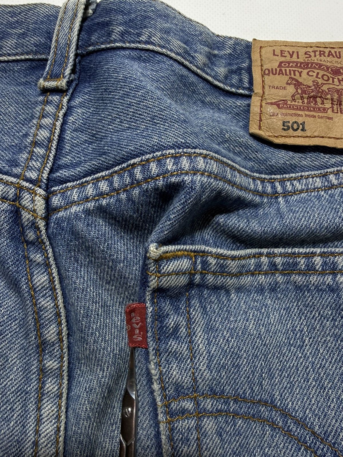 Levi's Vintage Levis 501 Jeans Size US 36 / EU 52 - 14 Thumbnail