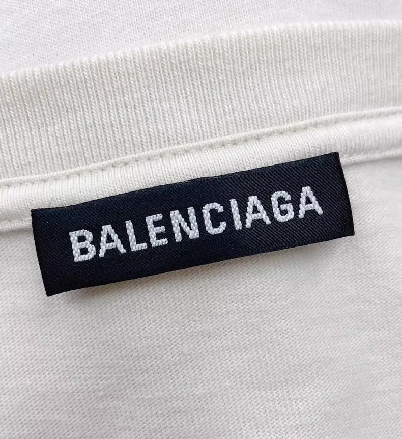 Balenciaga Balenciaga Logo Printed Round Neck Short Sleeve Size US S / EU 44-46 / 1 - 5 Thumbnail
