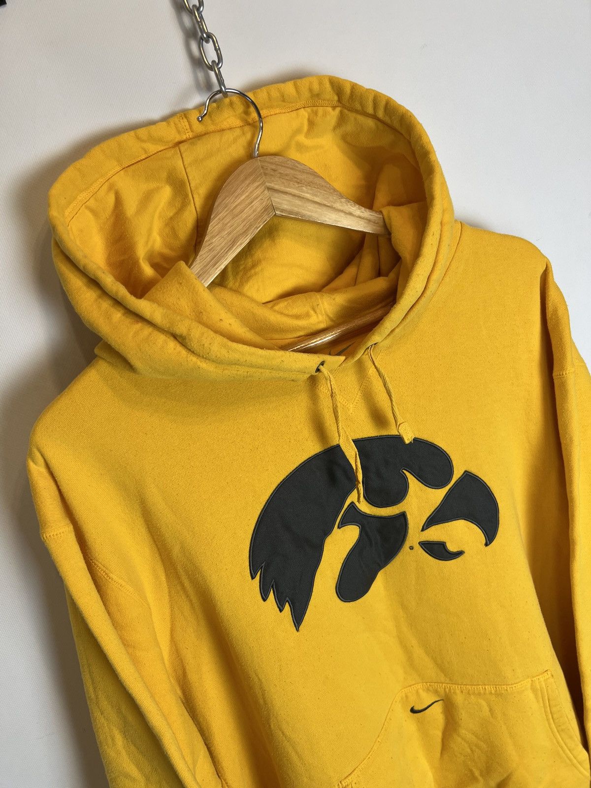 Nike Vintage Nike Iowa hawkeyes Hoodie Gorpcore Centr Logo baggy Size US XXL / EU 58 / 5 - 5 Thumbnail