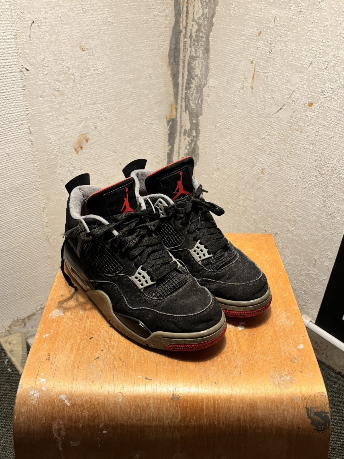 Jordan Brand Jordans black and red Size US 9 / EU 42 - 6 Thumbnail