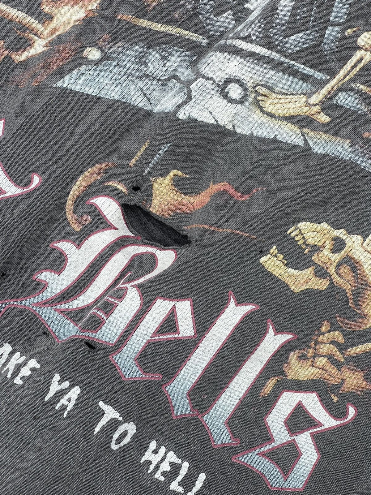 AC/DC 90’s AC/DC Vintage Hells Bells Distressed T-shirt Tee Size US L / EU 52-54 / 3 - 12 Thumbnail