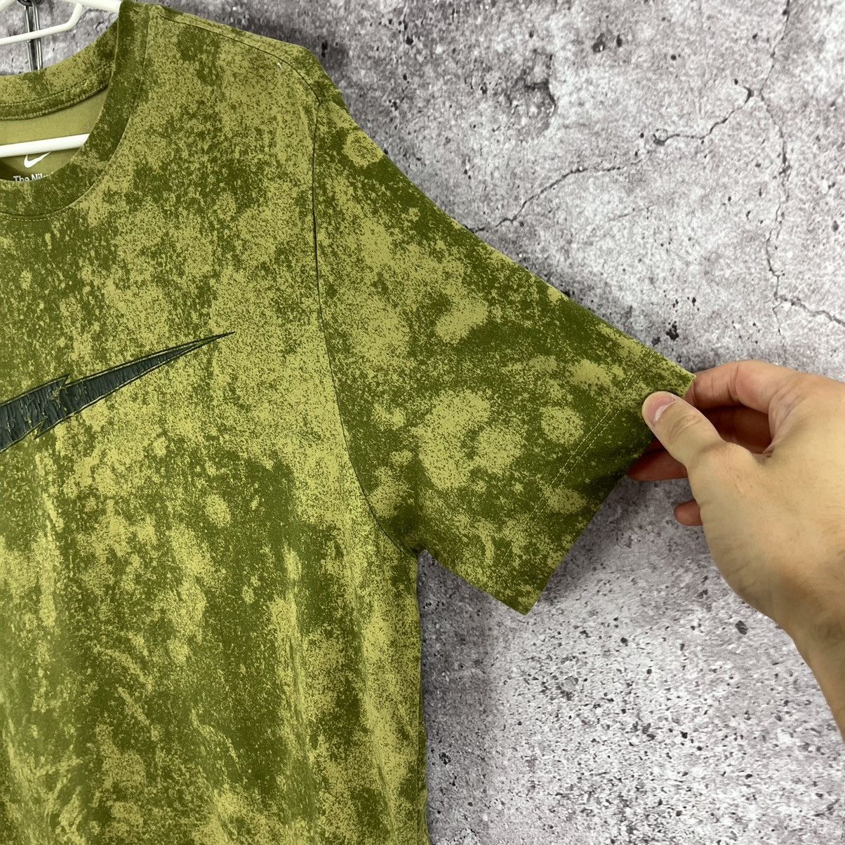 Japanese Brand × Nike Nike T-Shirt Ac/DC Style Back Logo Camo Big Swoosh Size L Size US L / EU 52-54 / 3 - 6 Thumbnail
