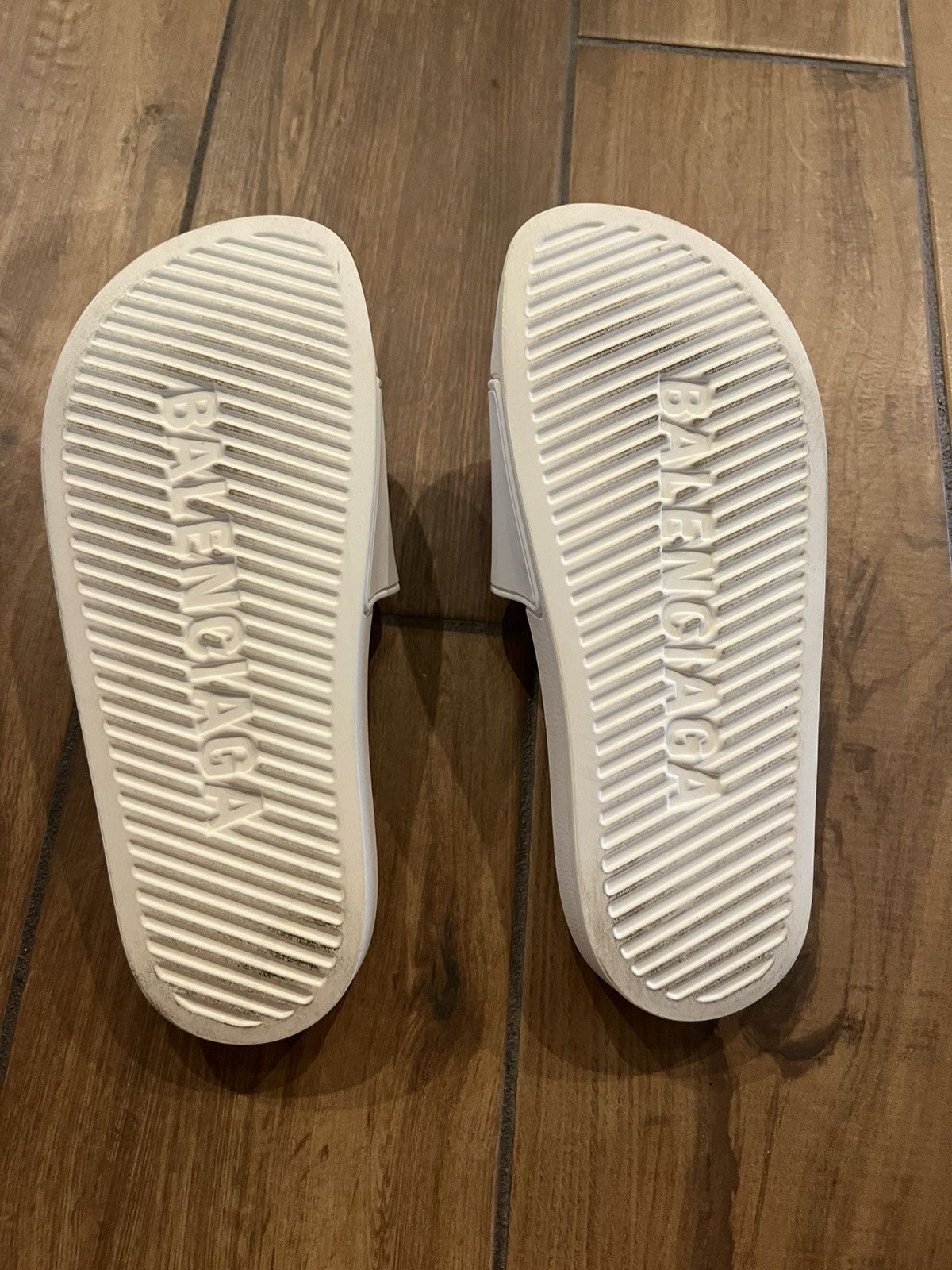 Balenciaga white Balenciaga Slides Size US 7 / IT 37 - 3 Thumbnail