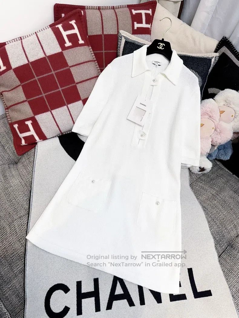 Other Chanel 23p white pearl buckle pearl two-pocket dress Size XS / US 0-2 / IT 36-38 - 9 Thumbnail