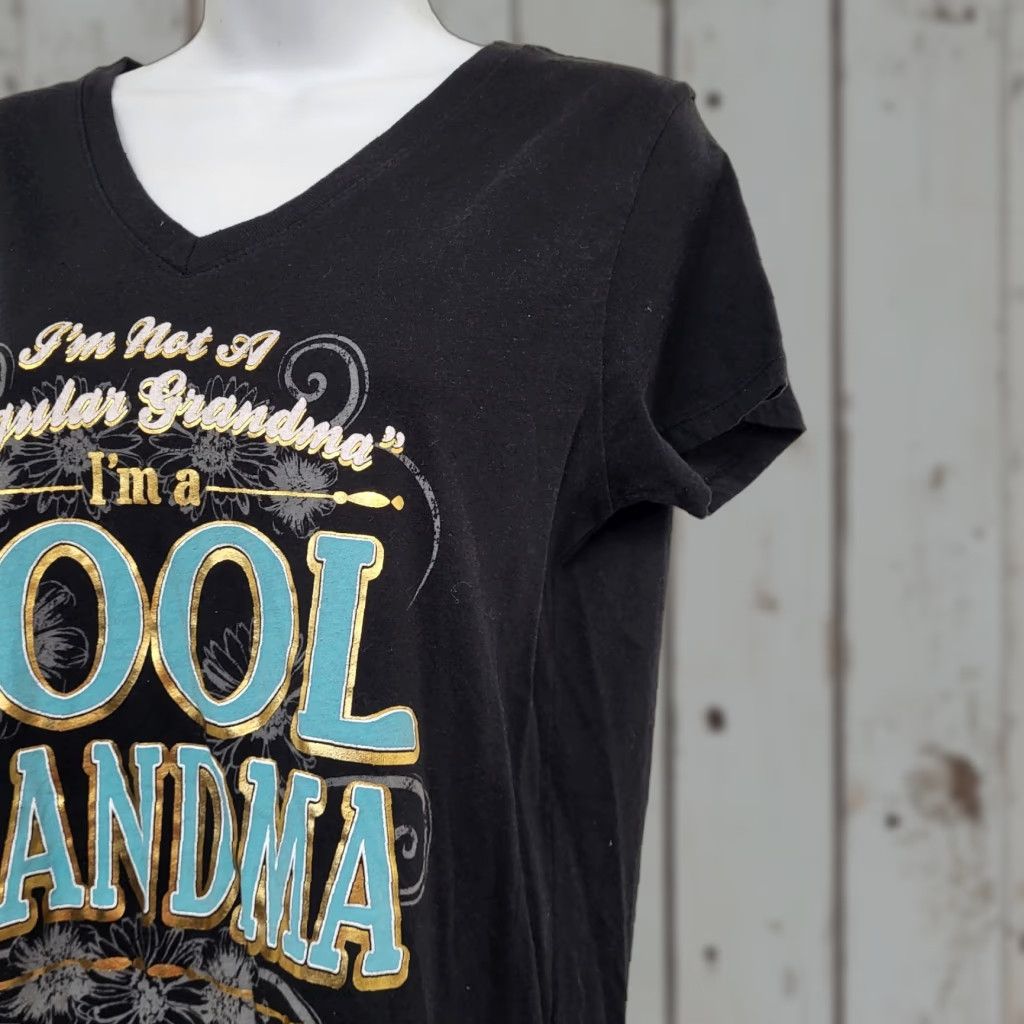 Walmart Walmart T-Shirt Womens 12/14 Regular Black Short Sleeve I Love Grandma I'm Not a Regular Grandma Cool Grandma Crew Neck Jersey 100% Cotton Size XL / US 12-14 / IT 48-50 - 1 Thumbnail