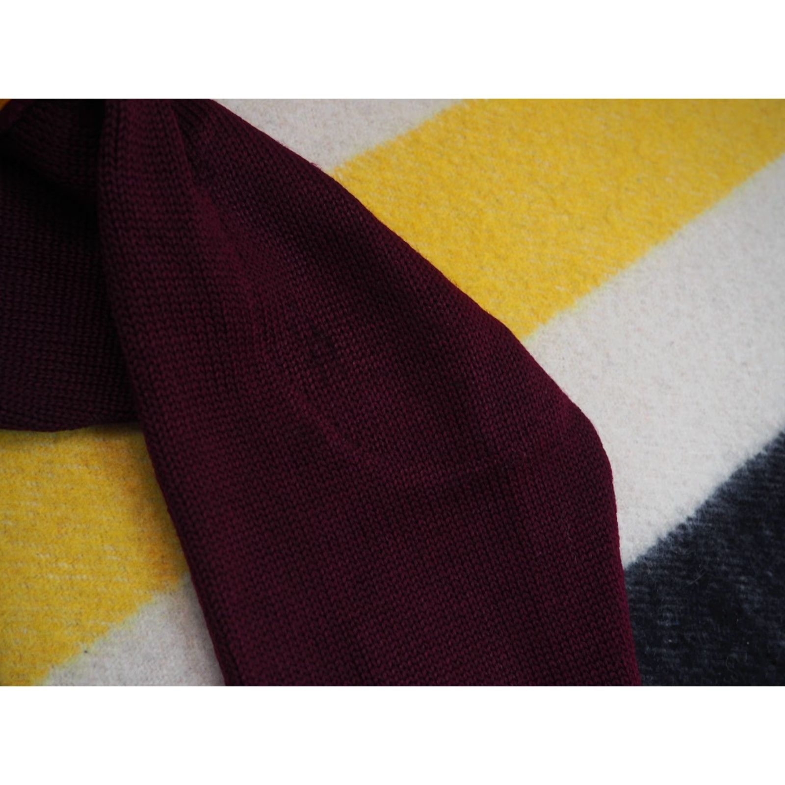 Vintage VTG Lasley 40s 60s Letterman Sweater Red Wool Seattle Maroon S Knit Classic Look Mens Size US S / EU 44-46 / 1 - 7 Thumbnail