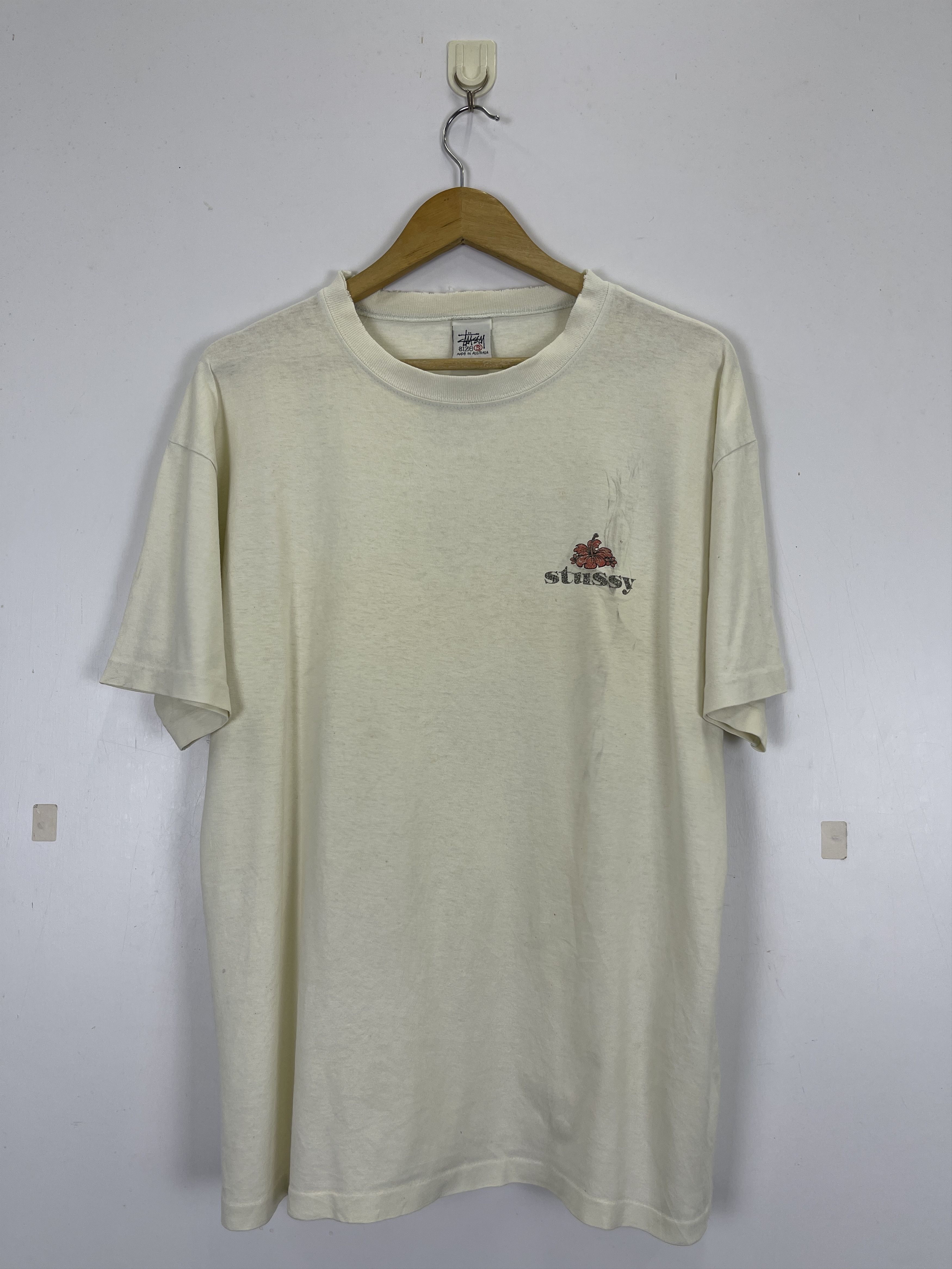 Stussy × Vintage Vintage 90s Stussy Big Logo Distressed Tee TA0443 Size US S / EU 44-46 / 1 - 2 Thumbnail