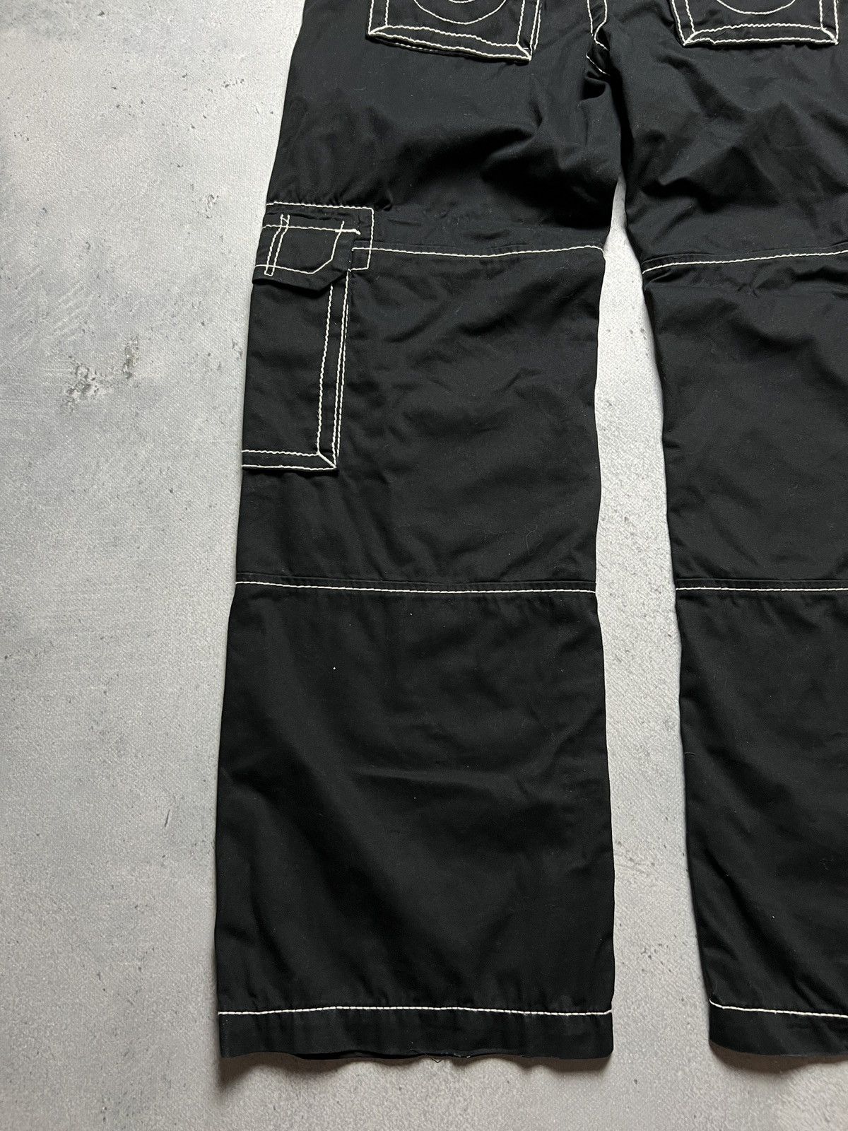 Japanese Brand × True Religion × Vintage True Religion Low Rise Baggy Cargo Pants y2k rare vintag USA Size US 30 / EU 46 - 6 Thumbnail