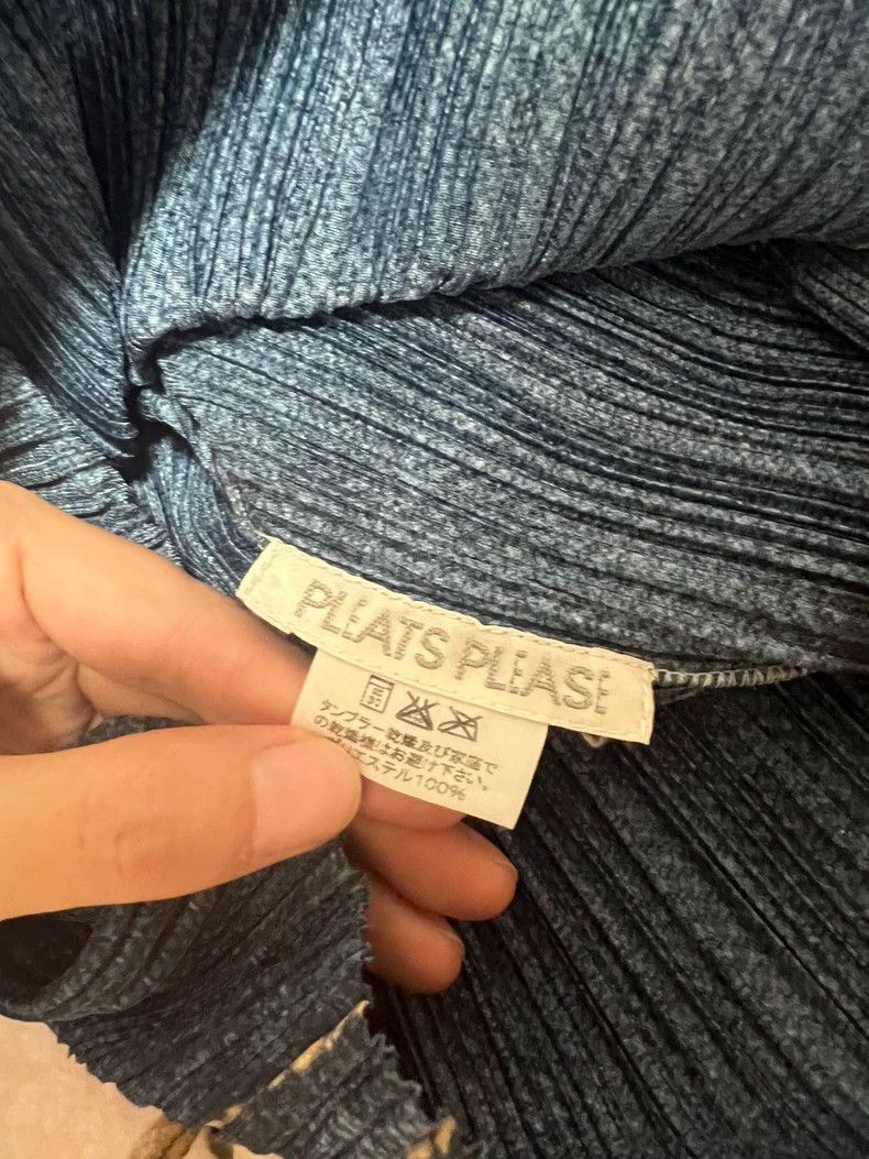 Issey Miyake Issey Miyake size:4 Blue pleated cardigan Size S / US 4 / IT 40 - 8 Thumbnail