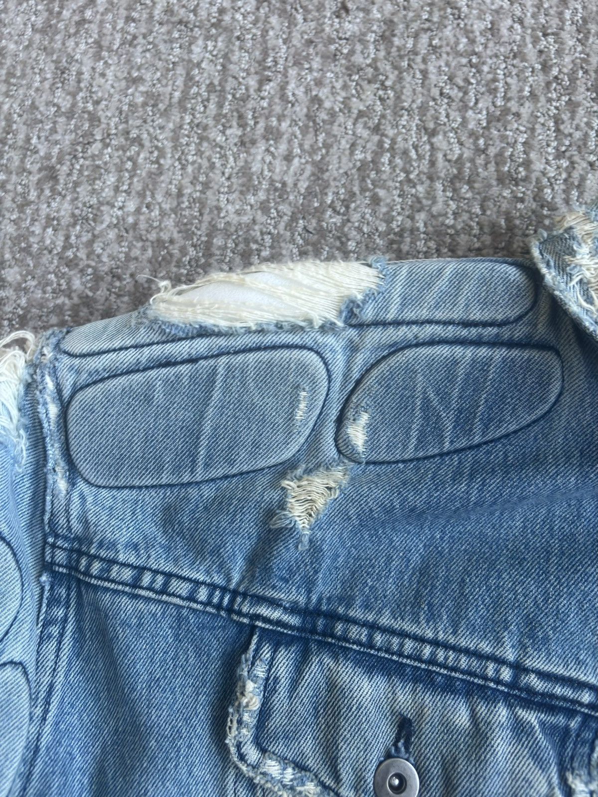 Balenciaga × Gap × Yeezy Prototype Padded Denim Jacket Size US M / EU 48-50 / 2 - 9 Thumbnail