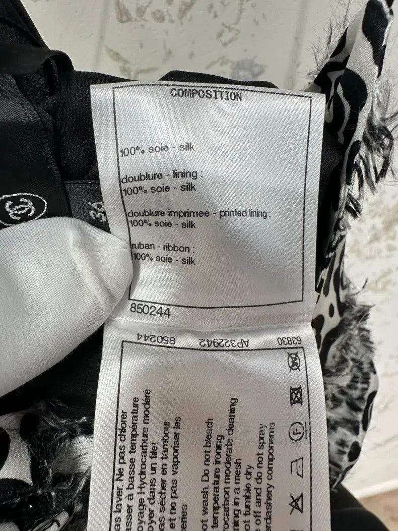 Chanel Chanel 22 Spring and Summer Preview Series Leopard Logo Bo Size XS / US 0-2 / IT 36-38 - 6 Thumbnail