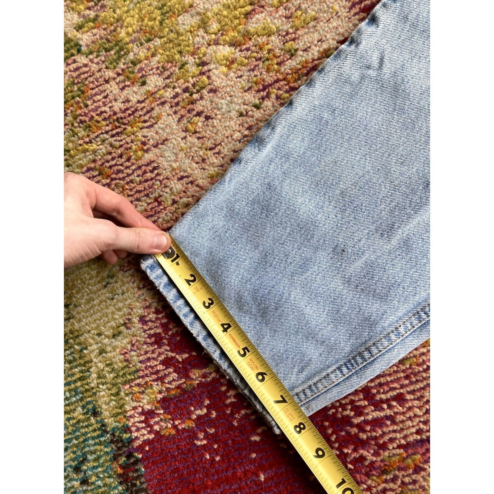 Levi's VINTAGE Levi's 550 Jeans Mens 33x32 (Fits 31x31) Light Wash Relaxed Tapered USA Made 80s 90s Western Size US 33 - 3 Thumbnail
