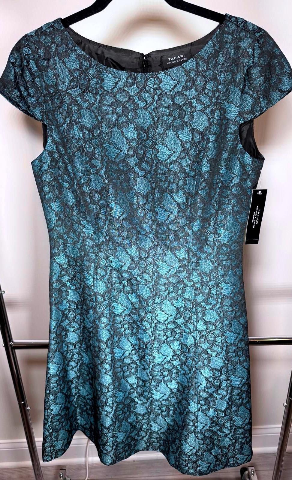 Elie Tahari Tahari Arthur S. Levine Lace Dress - Size 10 Size L / US 10 / IT 46 - 1 Thumbnail
