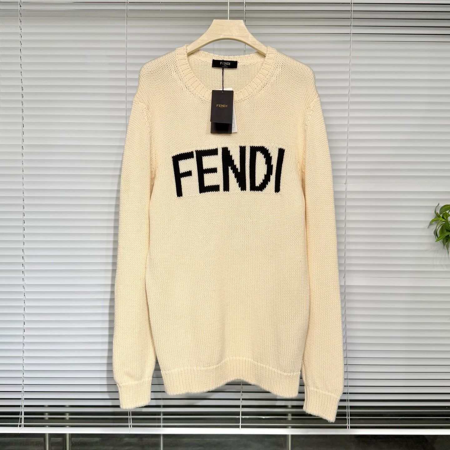 Fendi Fendi Embroidered Logo Knit Sweater Size US L / EU 52-54 / 3 - 1 Thumbnail