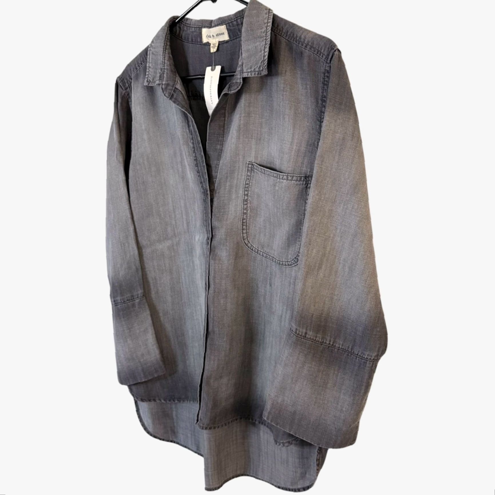 Anthropologie Cloth & Stone by Anthropologie Chambray Shirt Gray Women's Large Lyocell Button-Down Casual Pockets Size L / US 10 / IT 46 - 2 Thumbnail