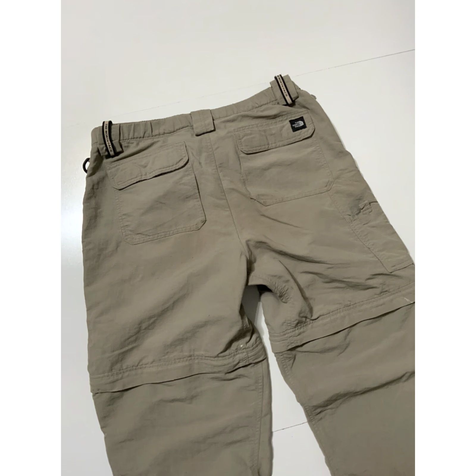 The North Face VINTAGE The North Face 2 In 1 Cargo Bel ted Khaki Hiking Pants Shorts Sz. S Men Cargo Hiking Pants Shorts Beige Belted 90s Mens Size US 29 - 5 Thumbnail