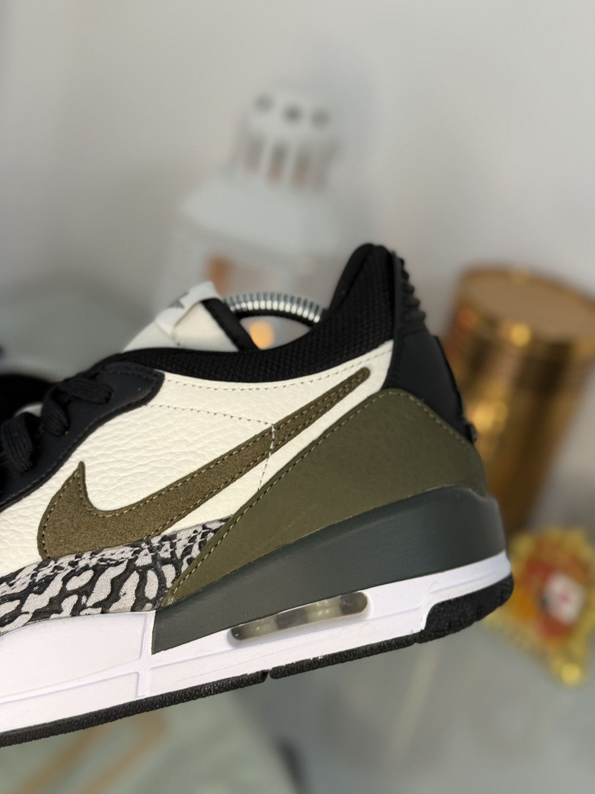 Nike Air Jordan Legacy 312 Low Size US 8 / EU 41 - 10 Thumbnail