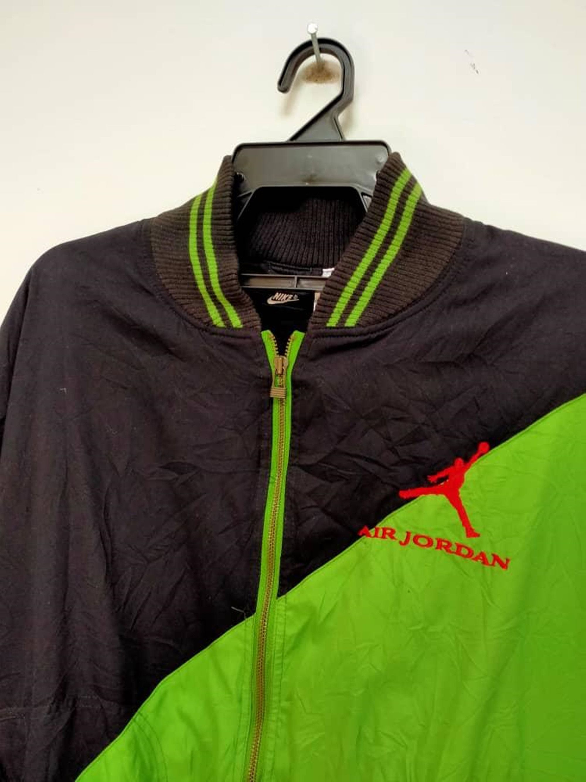 Nike Vintage Nike Jordan Air Green Jacket Size US L / EU 52-54 / 3 - 3 Thumbnail