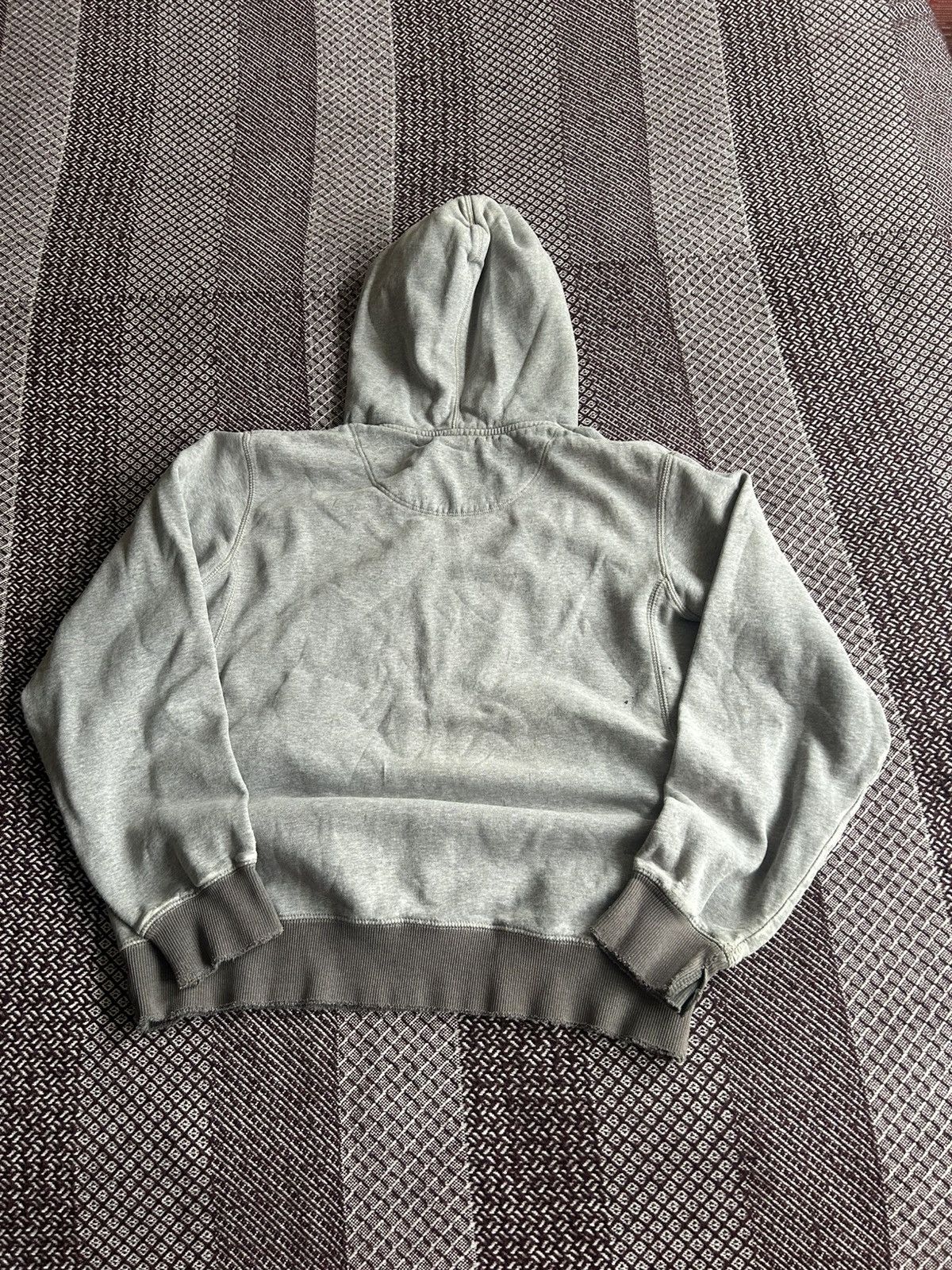 Nike Vintage Nike Distressed Faded Hoodie 00s Streetwear Size M Size US M / EU 48-50 / 2 - 14 Thumbnail
