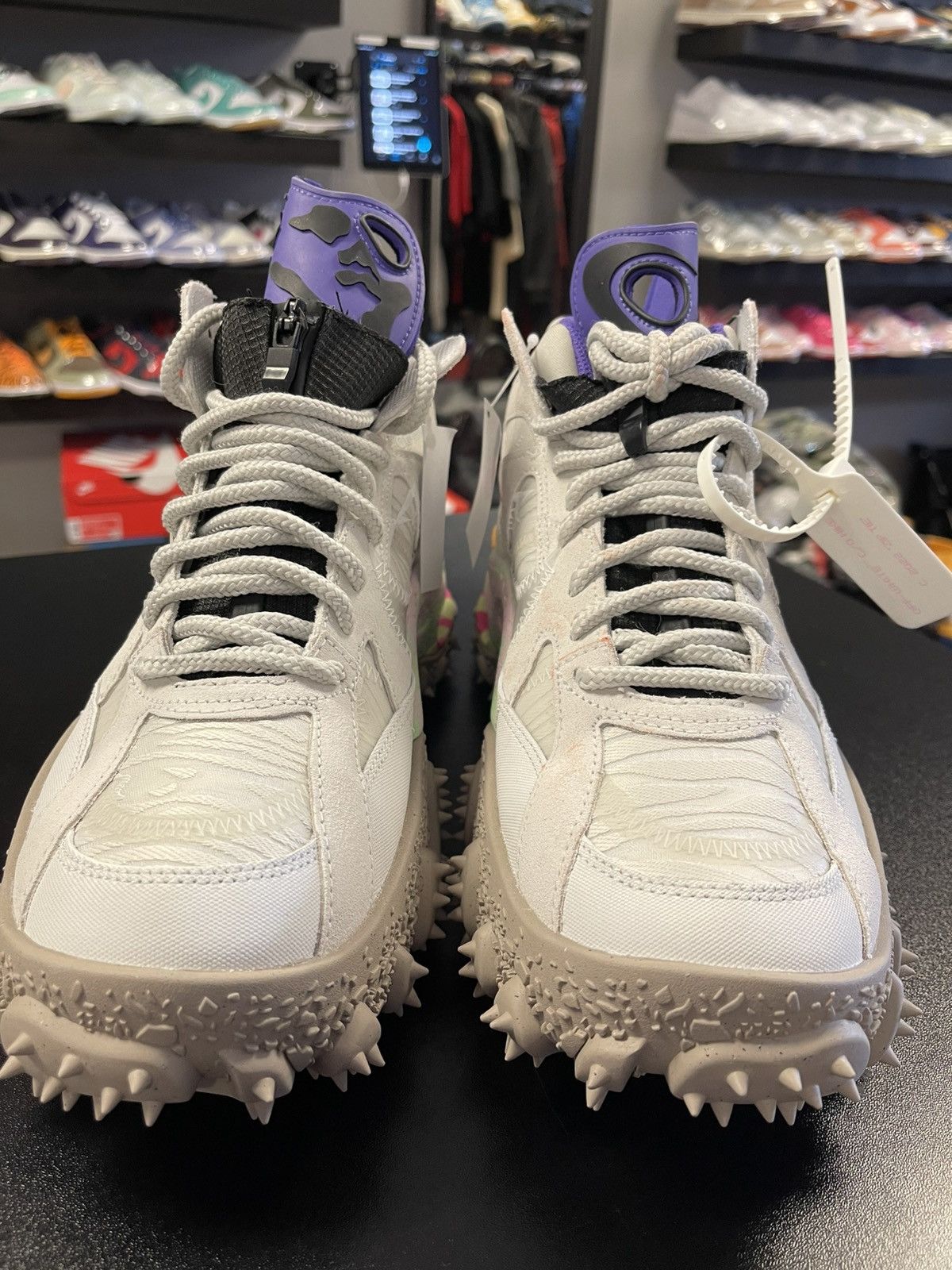 Nike × Off-White Size 10 - Nike Terra Form Off-White Summit White Purple Size US 10 / EU 43 - 2 Thumbnail