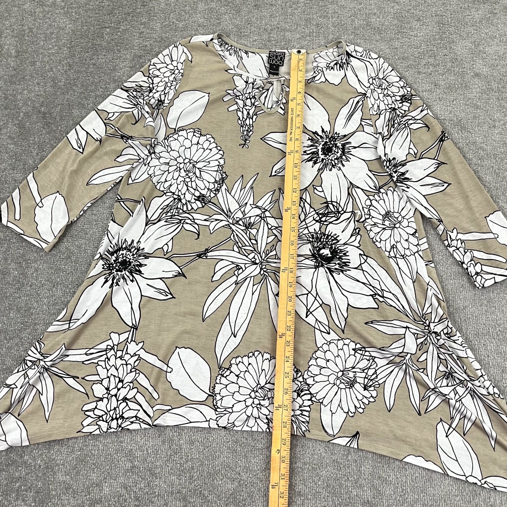 Vintage **CLARA SUN WOO Womens Large Floral Tunic Shirt 3/4 Sleeve** User: **CLARA SUN WOO Large Floral Tunic Shirt for Women 3/4 Sleeve** Size L / US 10 / IT 46 - 2 Thumbnail