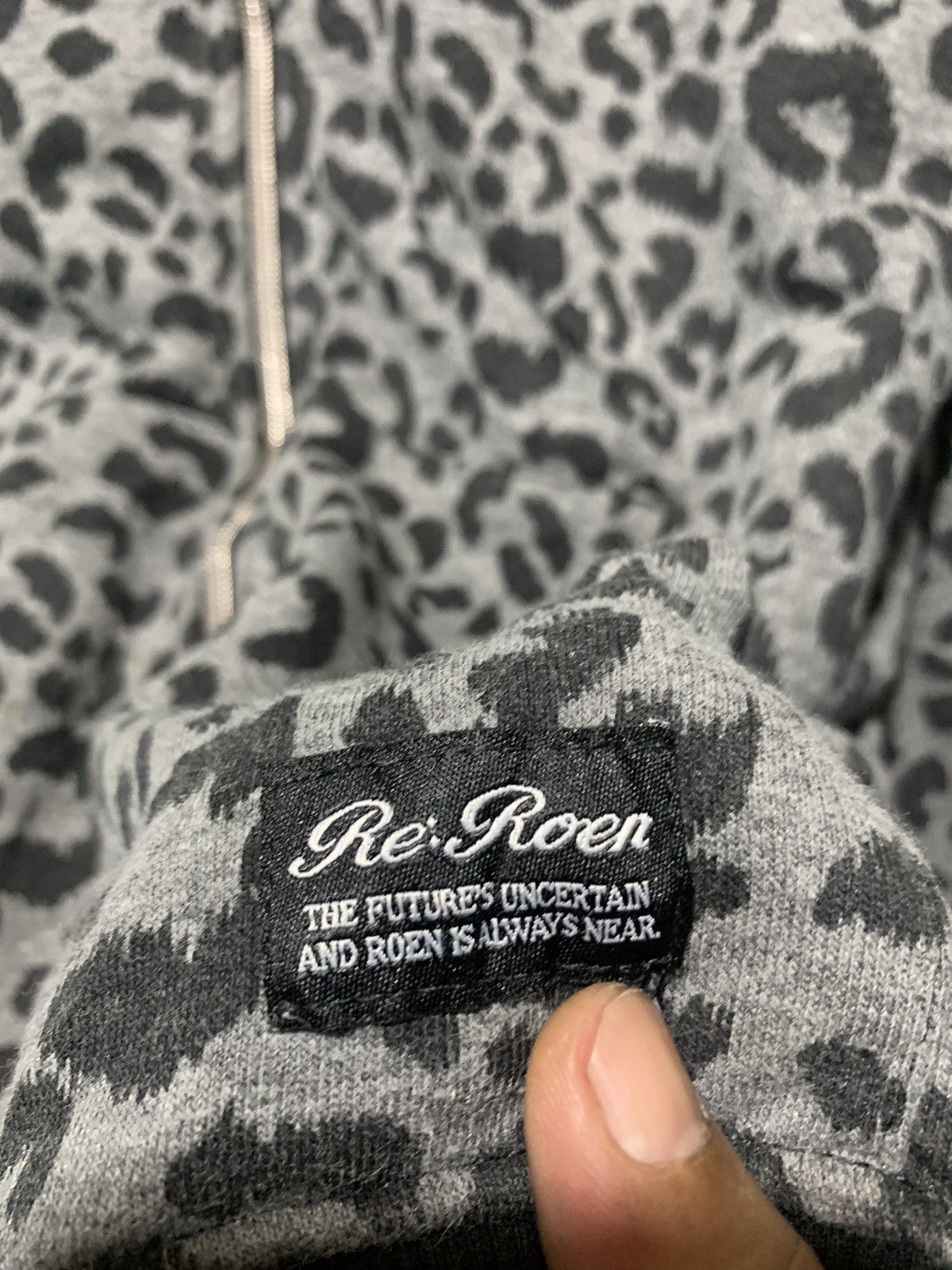 Roen 2000s Roen- Leopard skull ‘road of blitz’ hoodie Size US L / EU 52-54 / 3 - 5 Thumbnail
