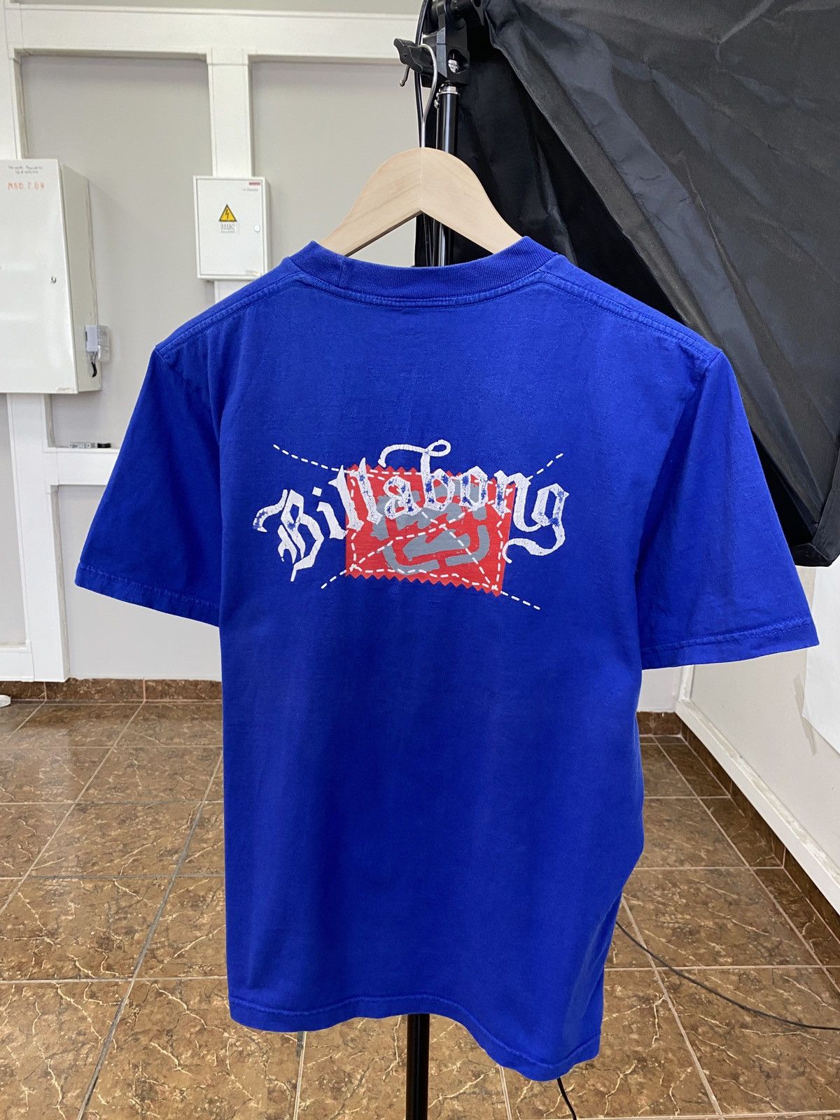 Billabong × Vintage Vintage 80s Billabong Australia t-shirt rare retro Y2K Size US S / EU 44-46 / 1 - 1 Thumbnail