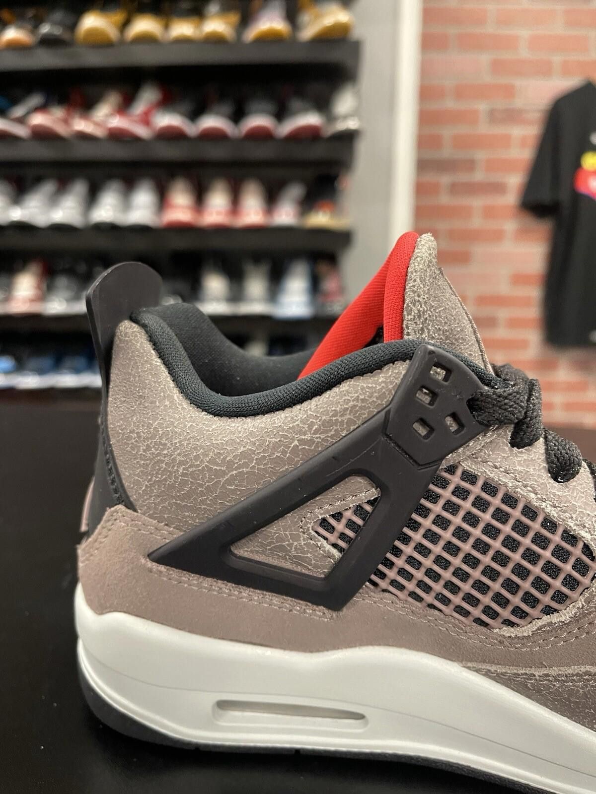 Jordan Brand Size 6 - Jordan 4 Retro Mid Taupe Haze Brown (DJ6249-200) Size US 6 / EU 39 - 8 Thumbnail