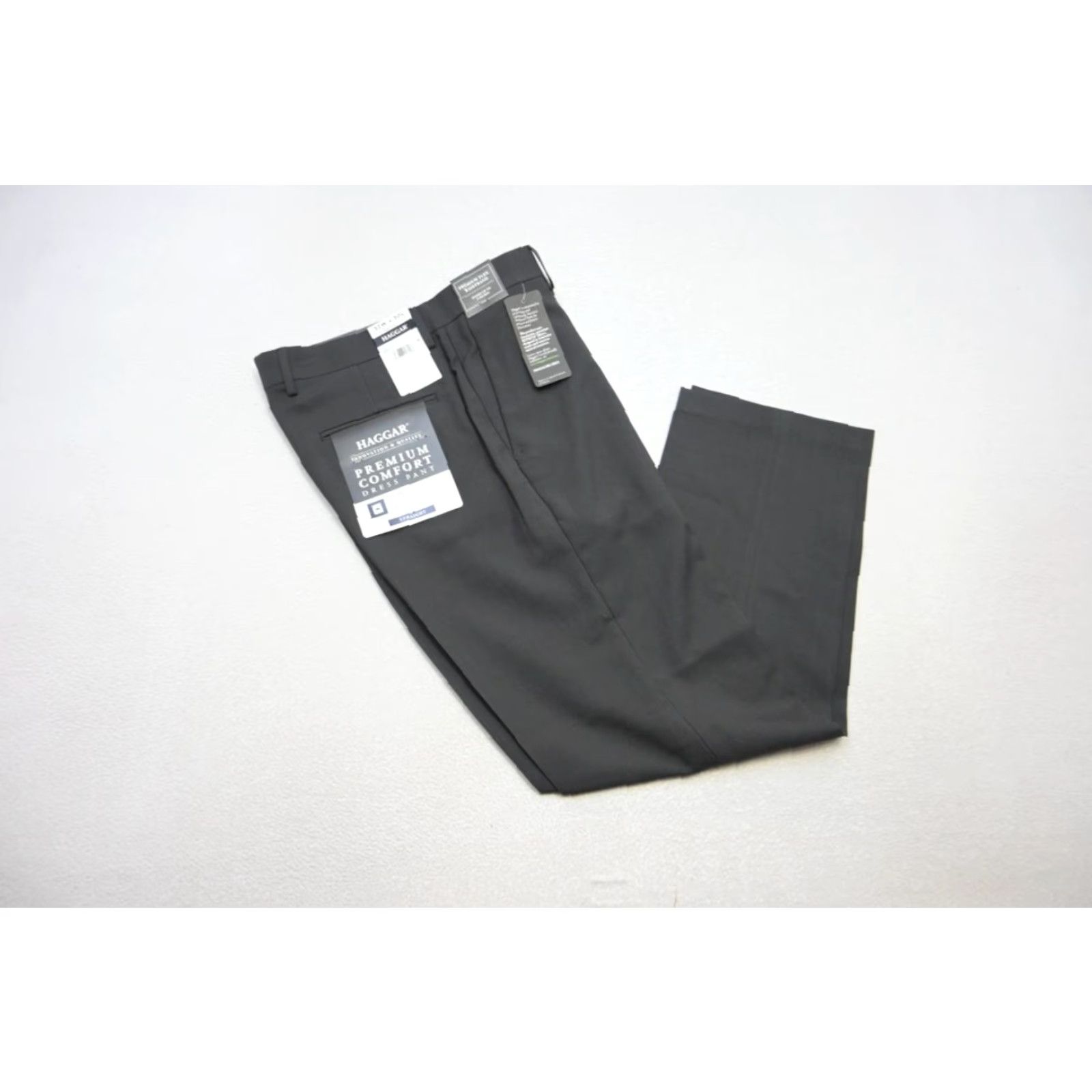 Haggar Dress Pants Black Mens 32 x 30 NWT Khaki Straight Fit Flat Front