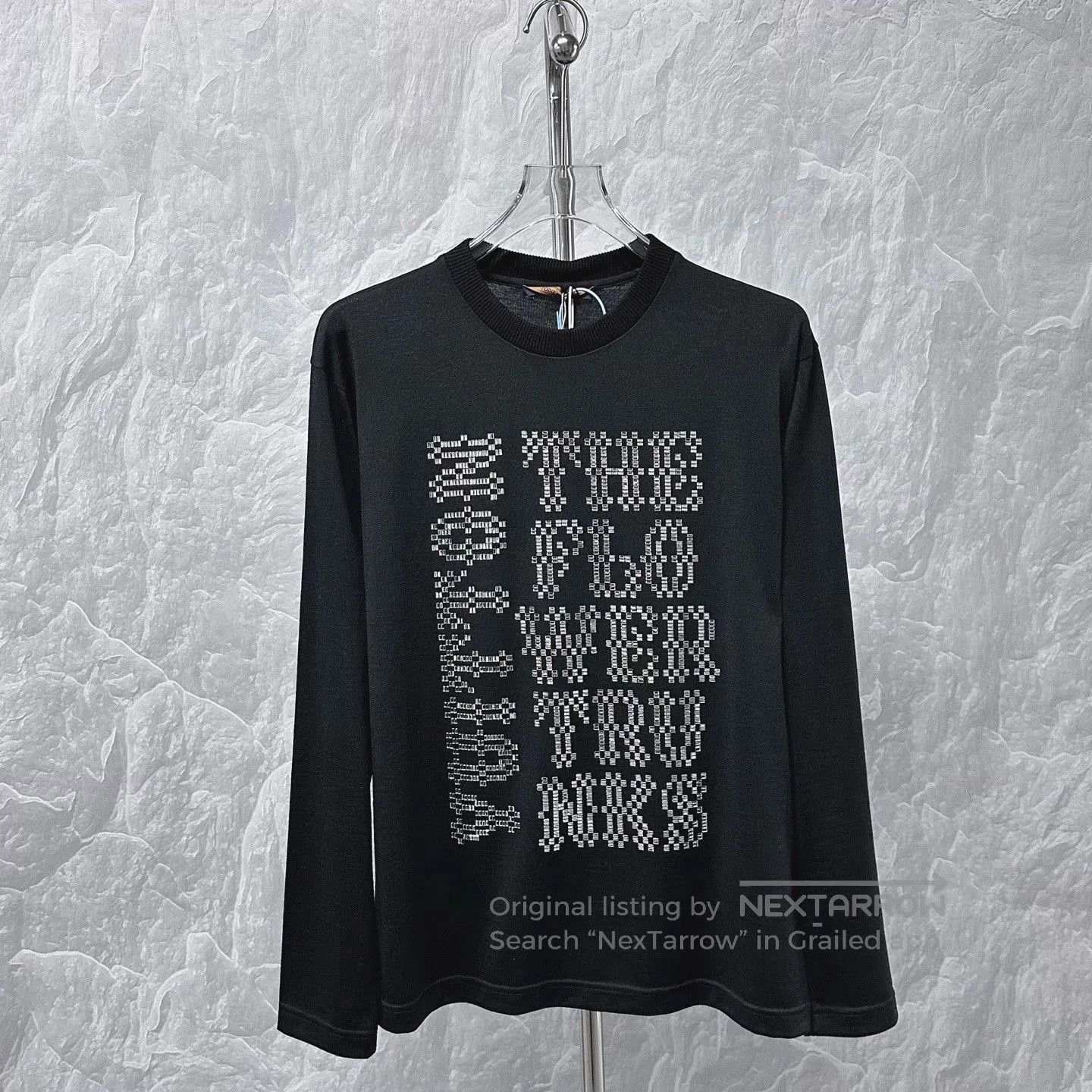 Louis Vuitton louis vuitton long sleeve logo t-shirt. Size M / US 6-8 / IT 42-44 - 1 Thumbnail