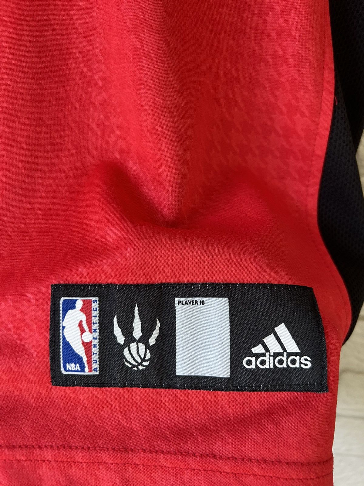 Adidas × NBA × Vintage Vintage Adidas Toronto Raptors Soccer Jersey Size US L / EU 52-54 / 3 - 4 Thumbnail
