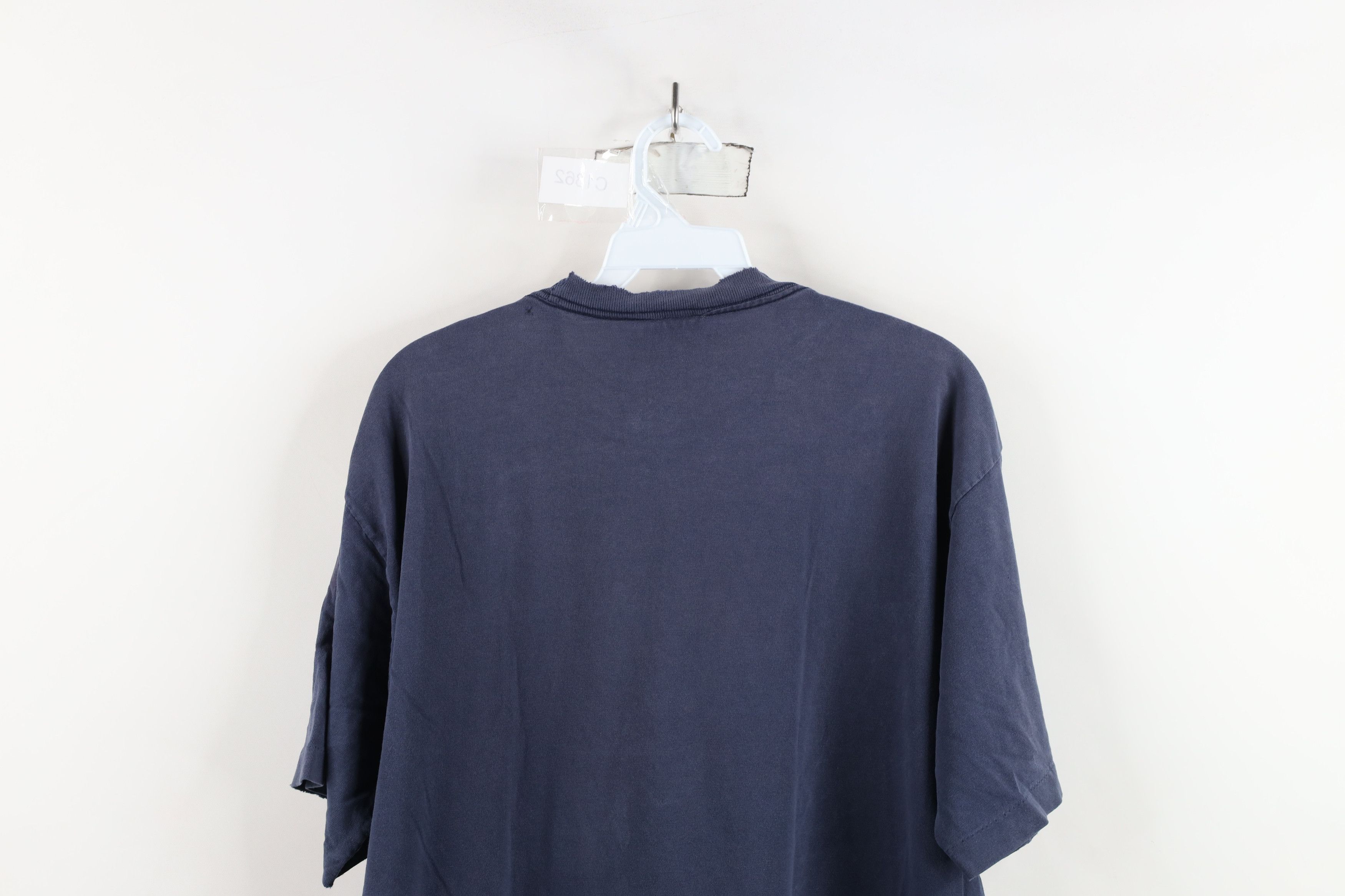 Vintage Vintage 90s Big Logo Notre Dame University T-Shirt Blue Size US L / EU 52-54 / 3 - 14 Thumbnail