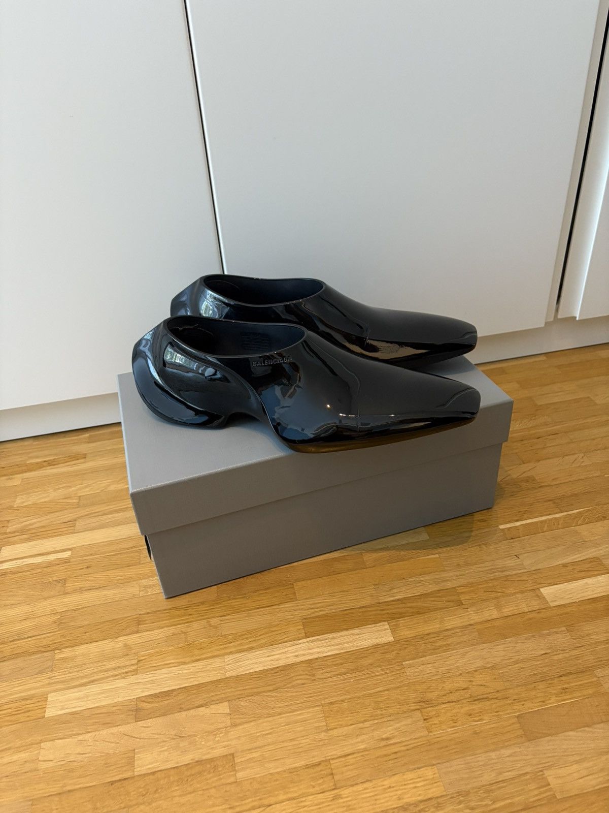 センスのいい お歳暮 Balenciaga Balenciaga Space Shoe Patent Black Shiny 43 | Grailed 靴