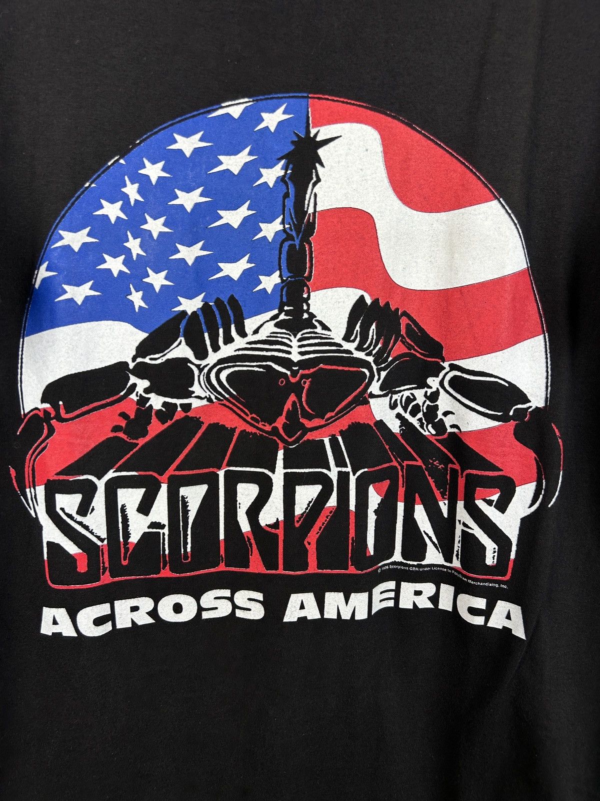 Band Tees 90s Vintage 1996 Scorpions Pure Instinct USA Tour T-Shirt Size US XL / EU 56 / 4 - 2 Thumbnail