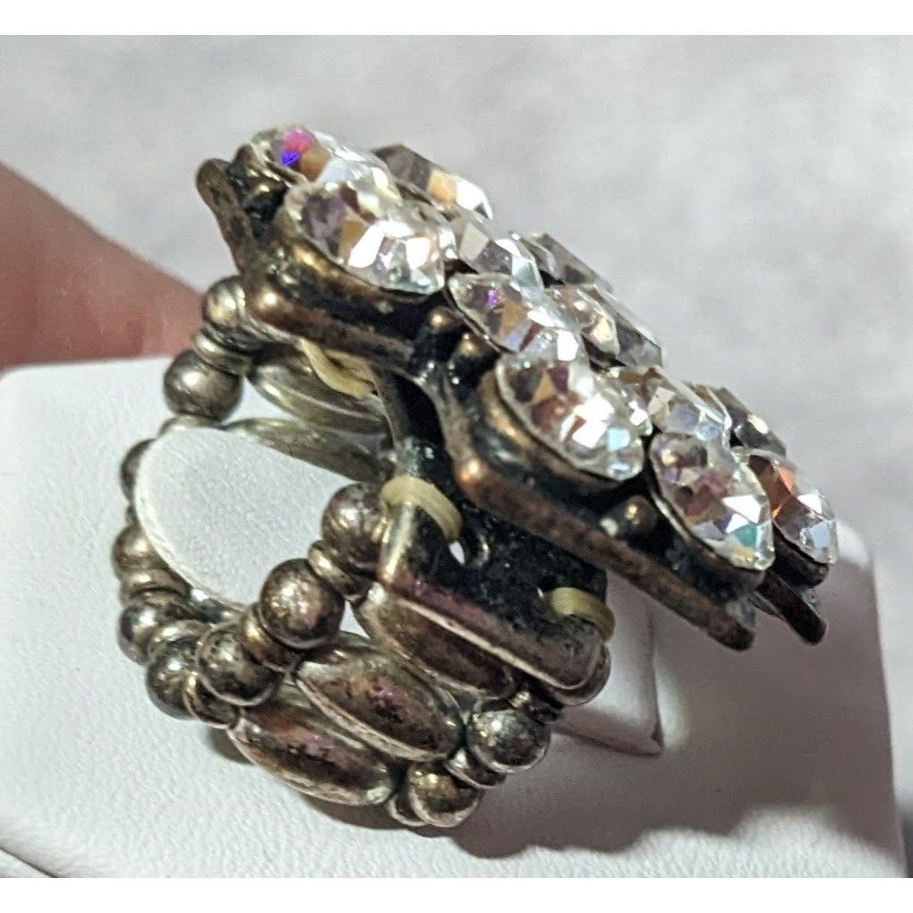 Other Glam Goth Silver Tone Rhinestone Cross Stretch Ring Size 6 1 Size ONE SIZE - 6 Thumbnail