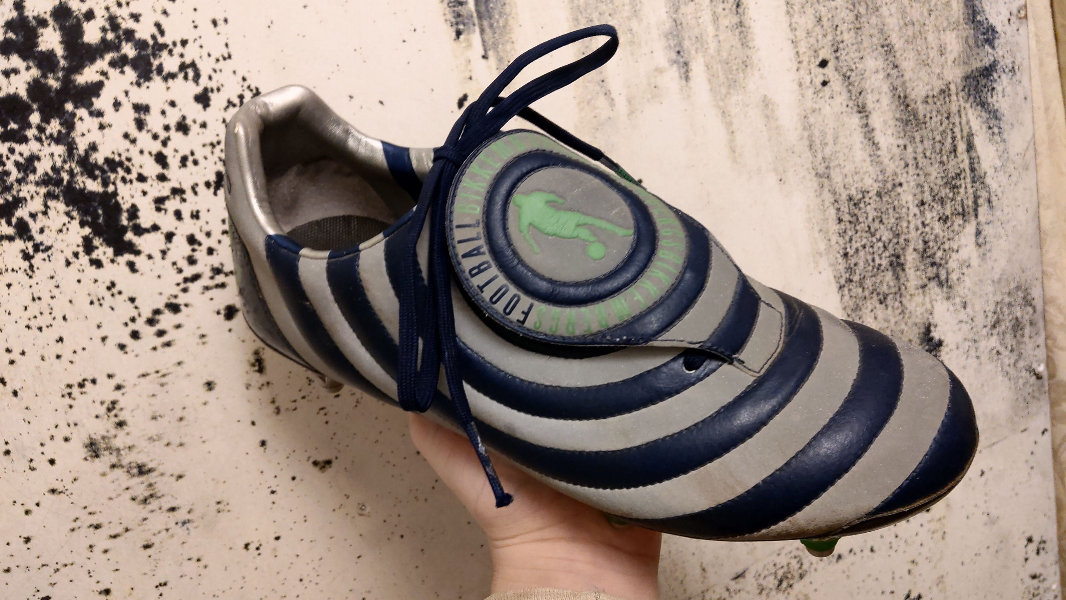 Dirk Bikkembergs 3M Reflective Soccer Leather Trainers Football Sneakers 3M Size US 9.5 / EU 42-43 - 9 Thumbnail
