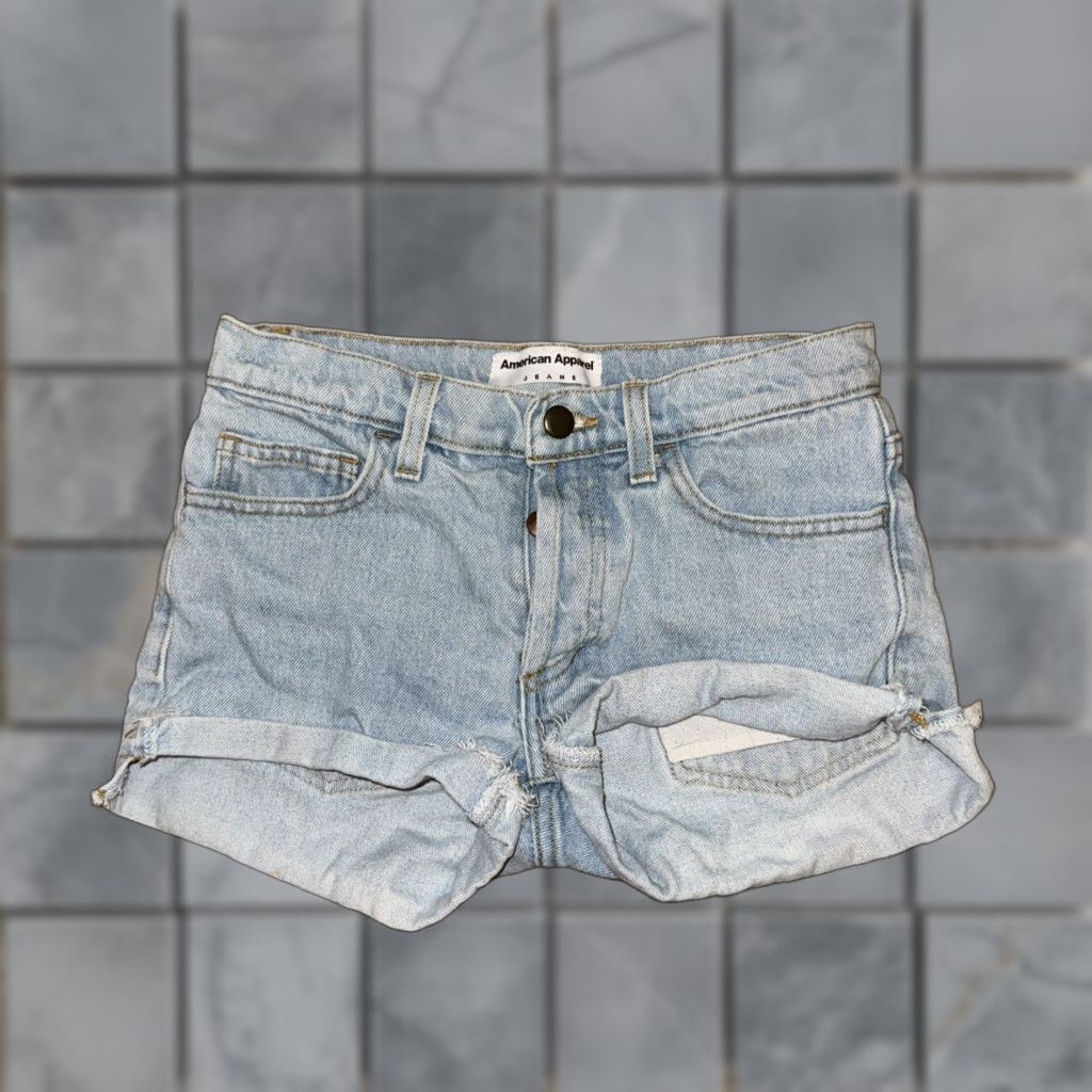 American Apparel VINTAGE American Apparel Shorts Denim Light Blue 26 Women 90s Y2k USA Modern Casual Short Shorts Size 26" / US 2 / IT 38 - 1 Thumbnail