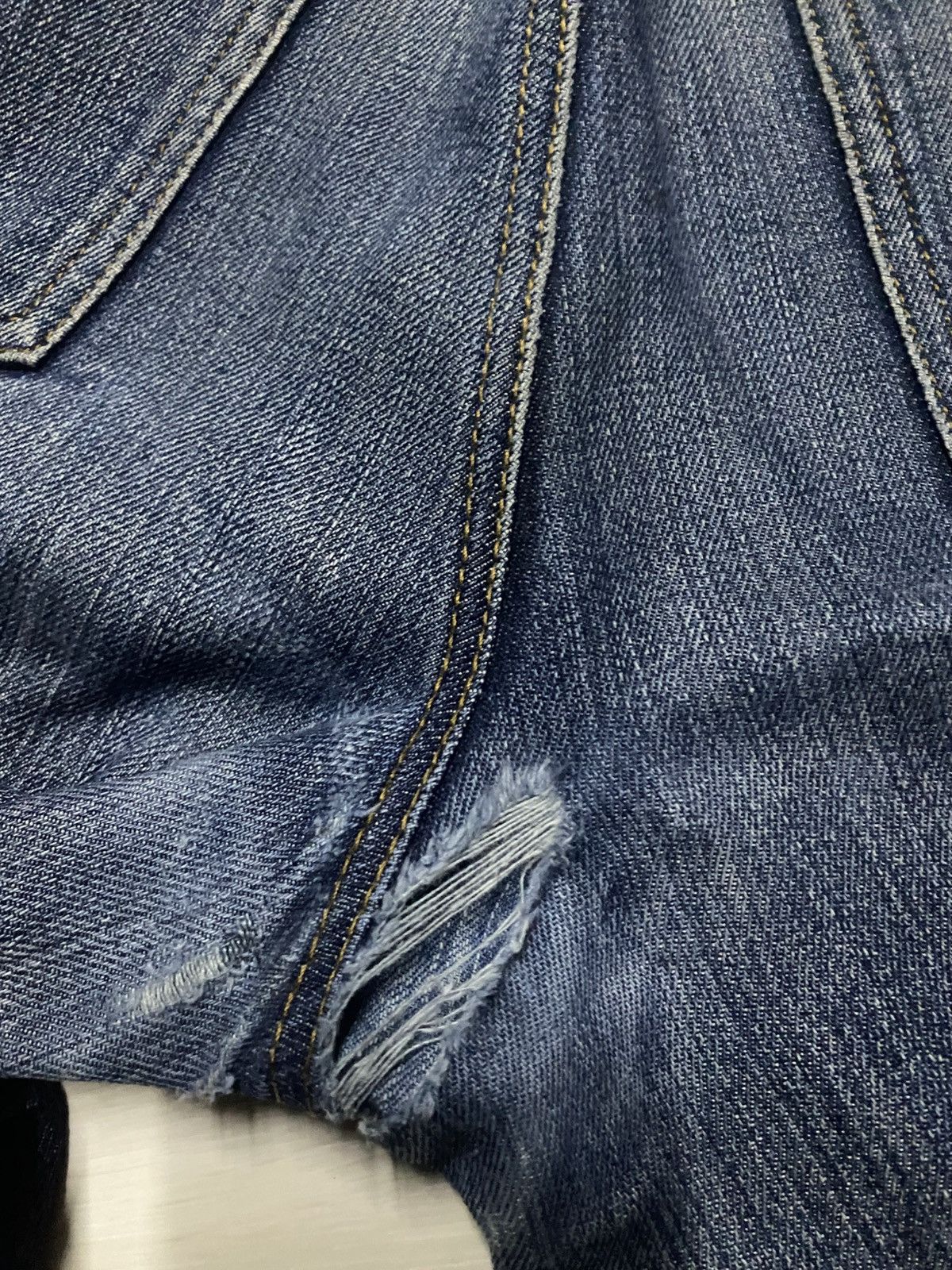 Japanese Brand Vintage Japanese Brand Sand Fade Wash Distressed Loose Jeans Size US 32 / EU 48 - 11 Thumbnail