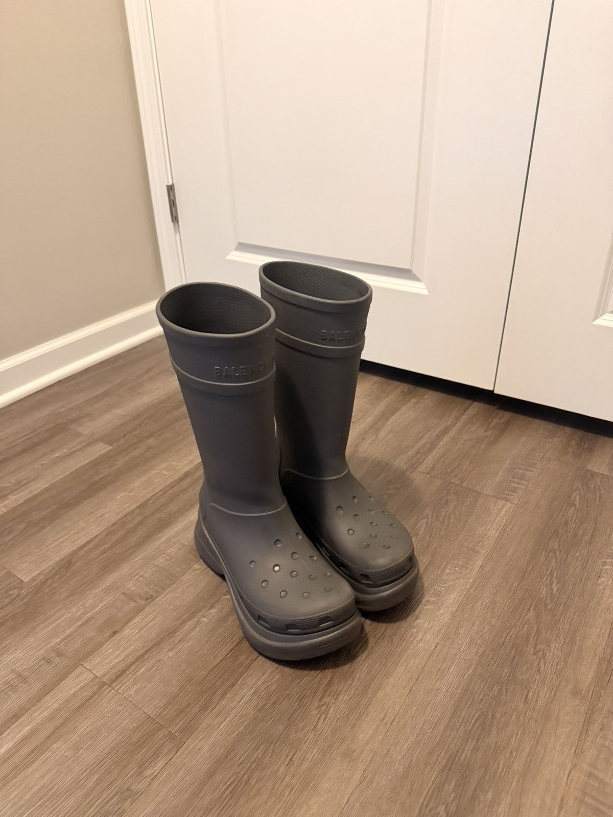 Balenciaga Grey Balenciaga x Crocs Boot Size US 11 / EU 44 - 1 Thumbnail