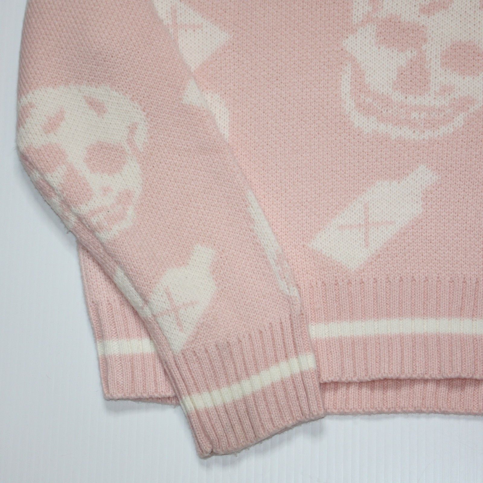 Shein Skull Pattern Drop Shoulder Sweater in Pink size Small US 4 Size S / US 4 / IT 40 - 4 Thumbnail