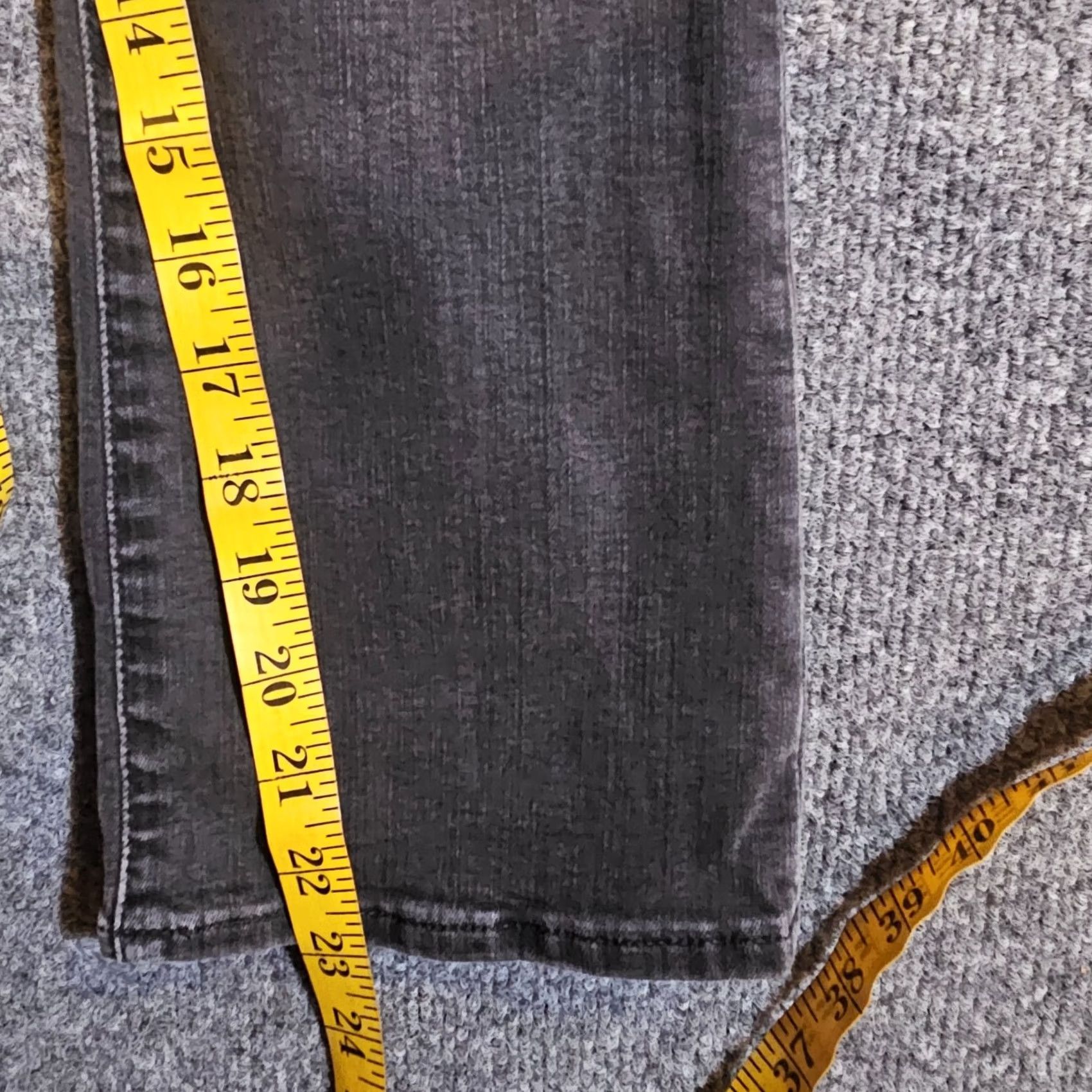 Madewell Madewell Jeans Womens 24 Petite Black Button Fly Demi Boot Stretch Casual Basic Size 42" / US 20 - 7 Thumbnail