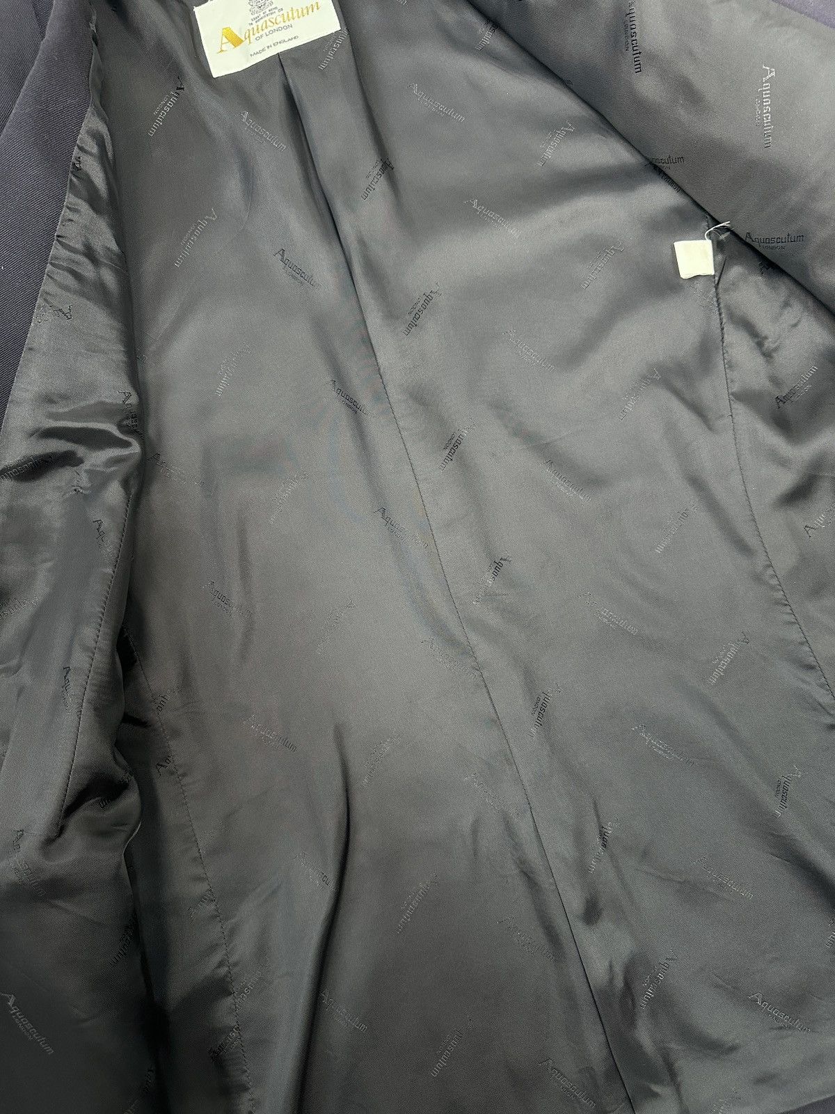 Aquascutum AQUASCUTUM Double-Breasted Gold Buttons Wool Blazer Jacket Size L / US 10 / IT 46 - 12 Thumbnail